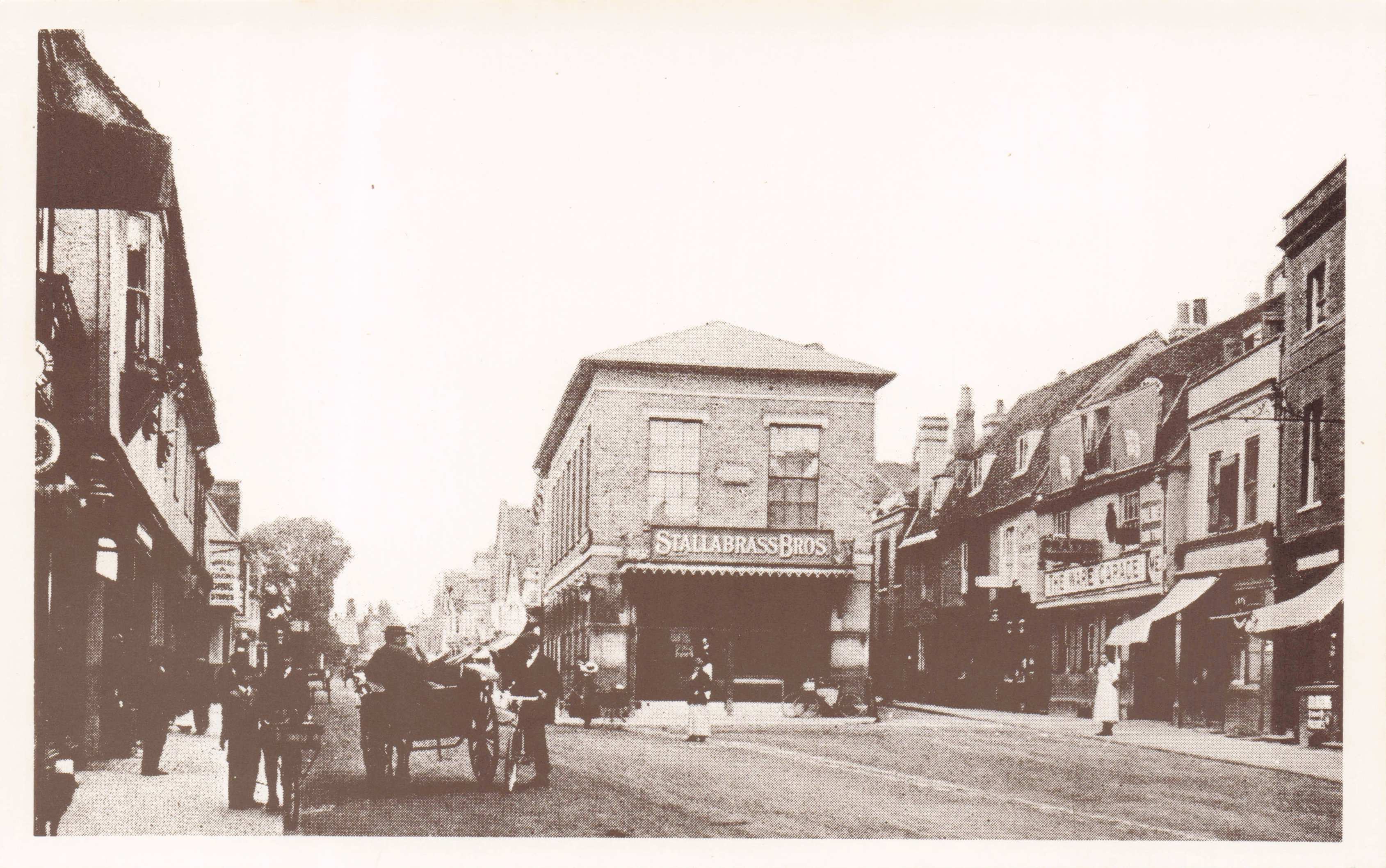 Wheatsheaf Motor Car Old Garage Chemists Ware Herts Market Place Postcard