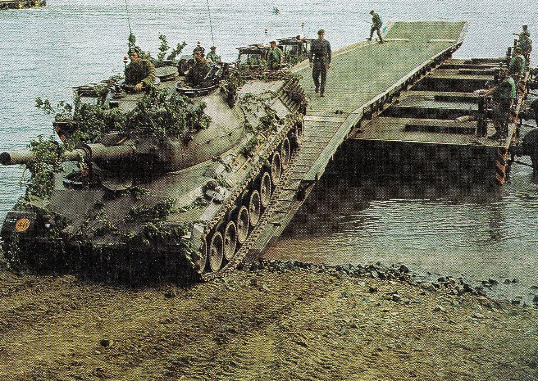 Belgium Armed Forces Army War Leopard Tank Military Postcard