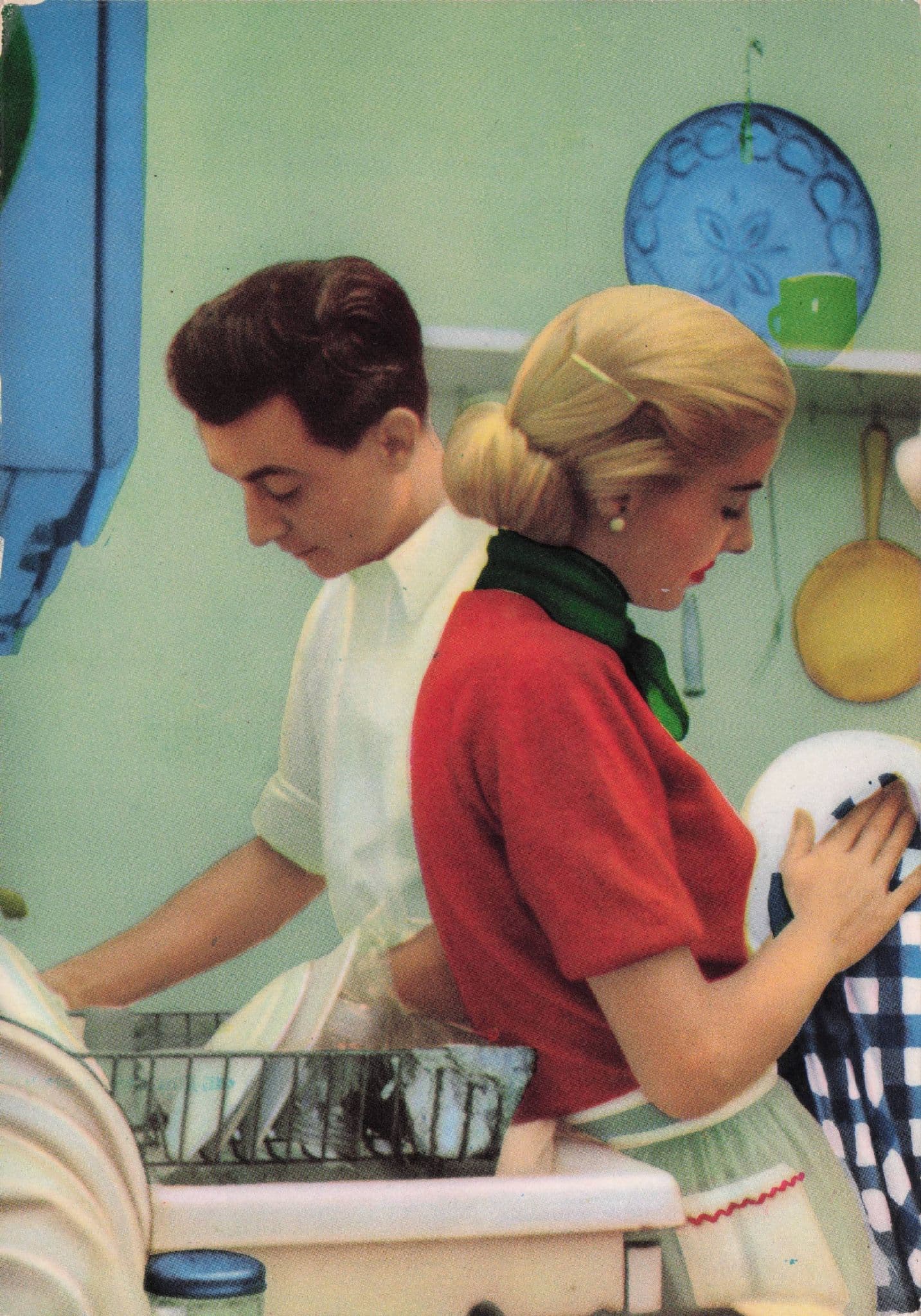 1960s American Family In Kitchen Washing Up Romance Postcard