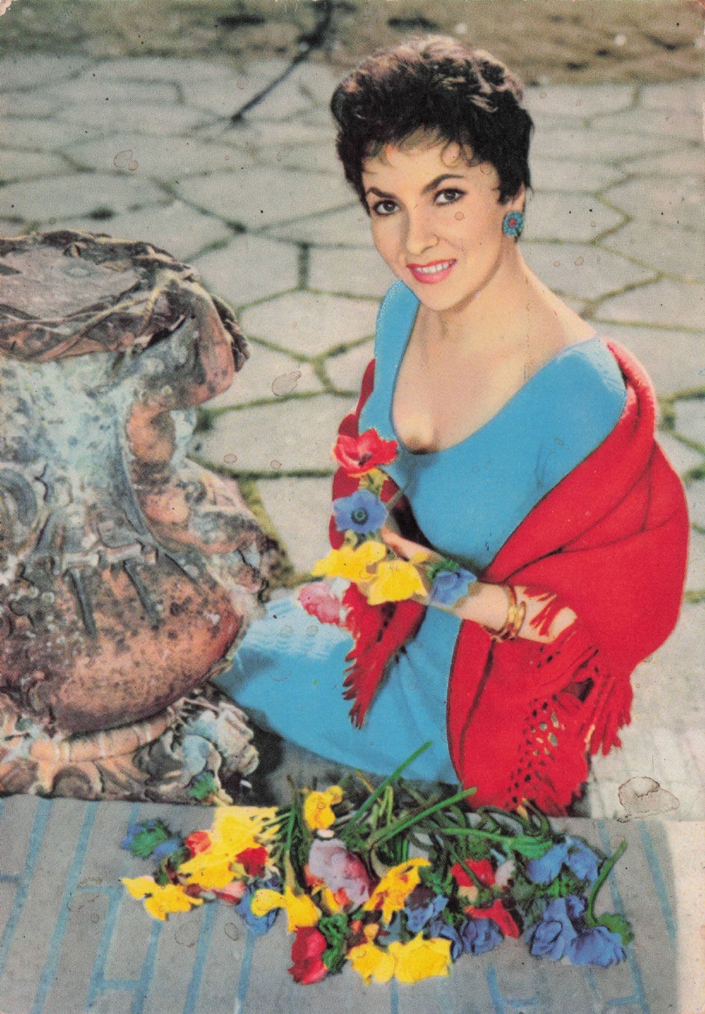 Gina Lollobrigida Vintage 1960s Rare Spanish Postcard