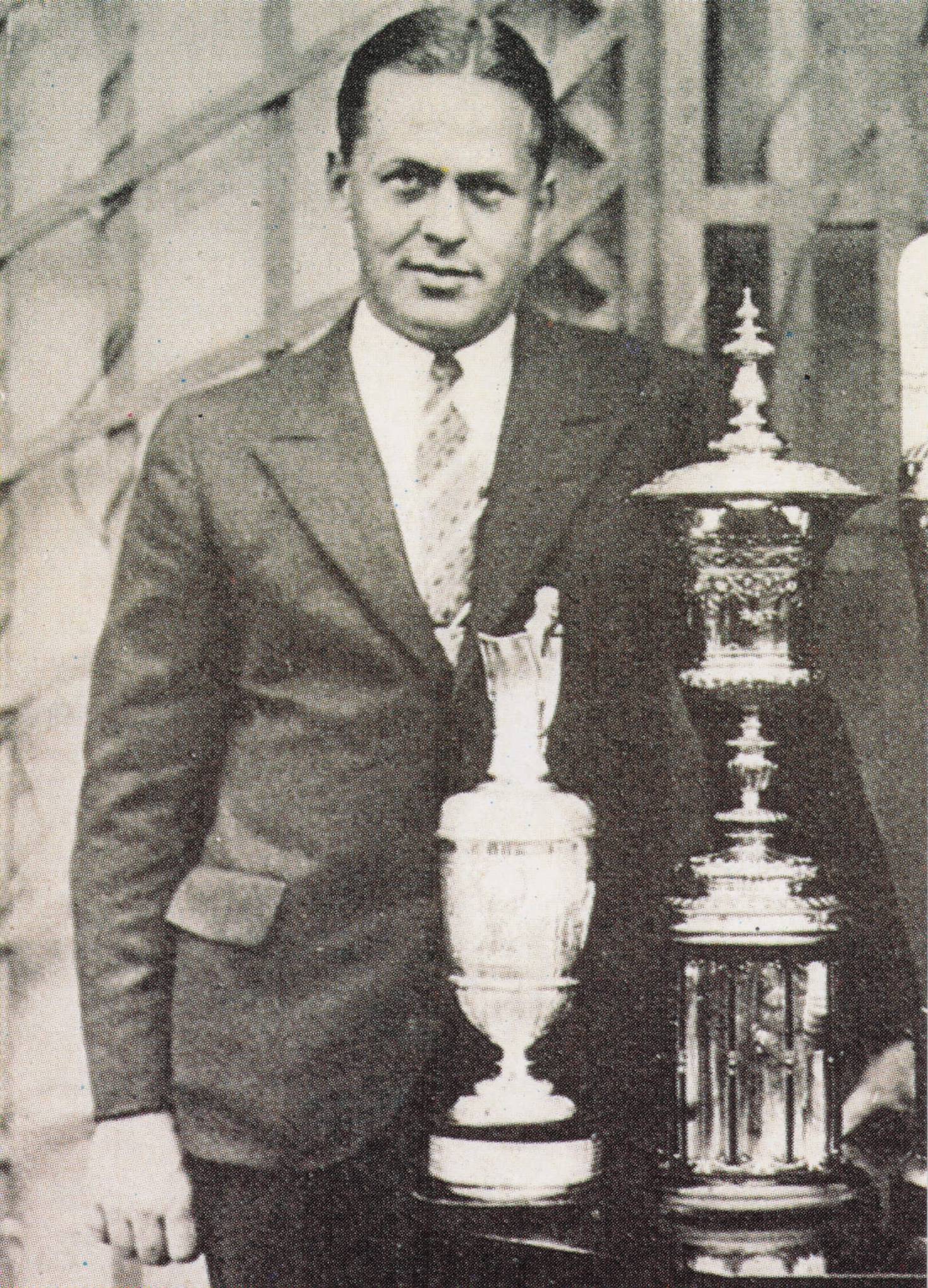 Story Of Bobby Jones USA Golf Illustrated 1930 Vase Trade Photo Card