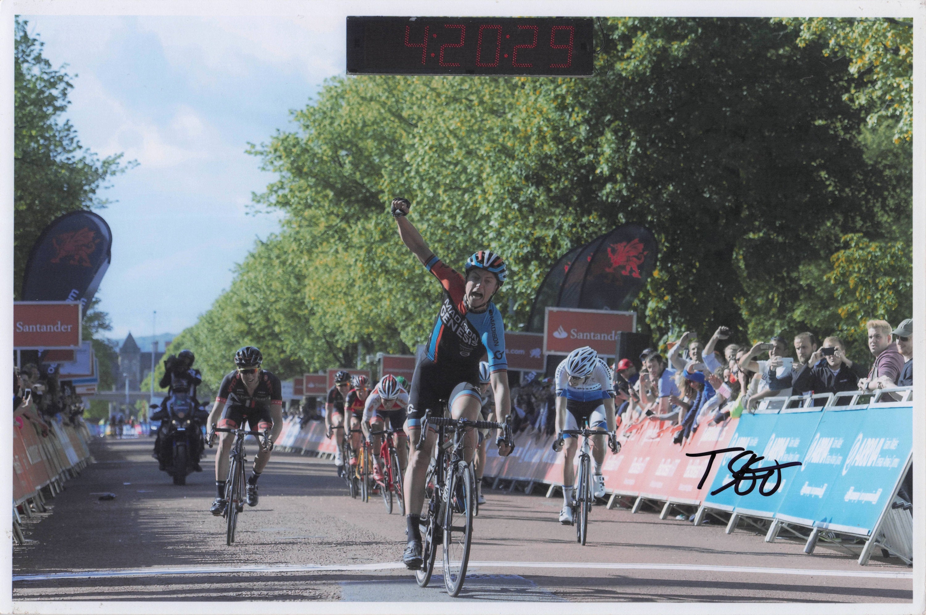 Tom Stewart 2016 British Cyclist 2016 Welsh Race 12x8 Hand Signed Photo