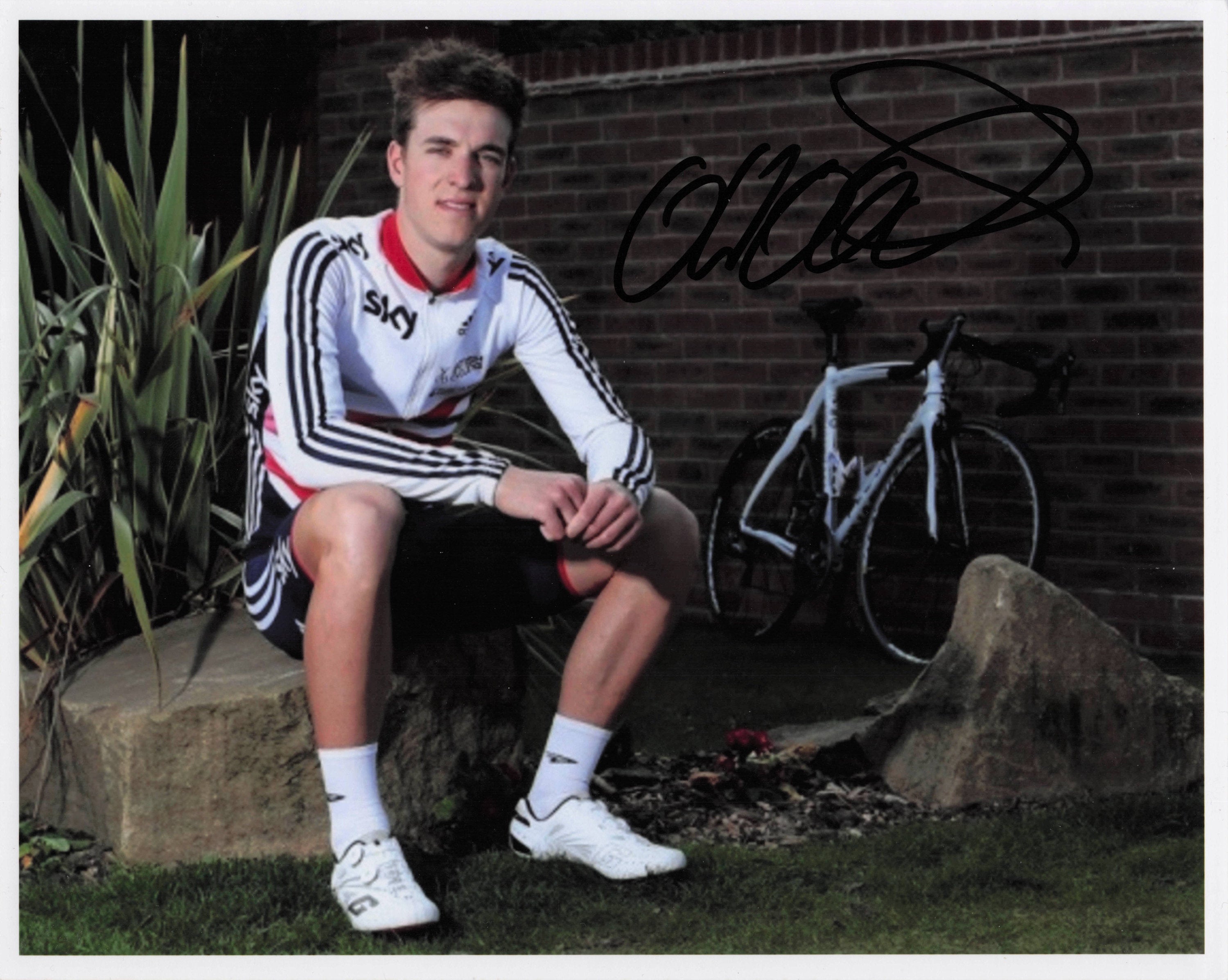 Oliver Wood British Cyclist at Wakefield Home 10x8 Hand Signed Photo