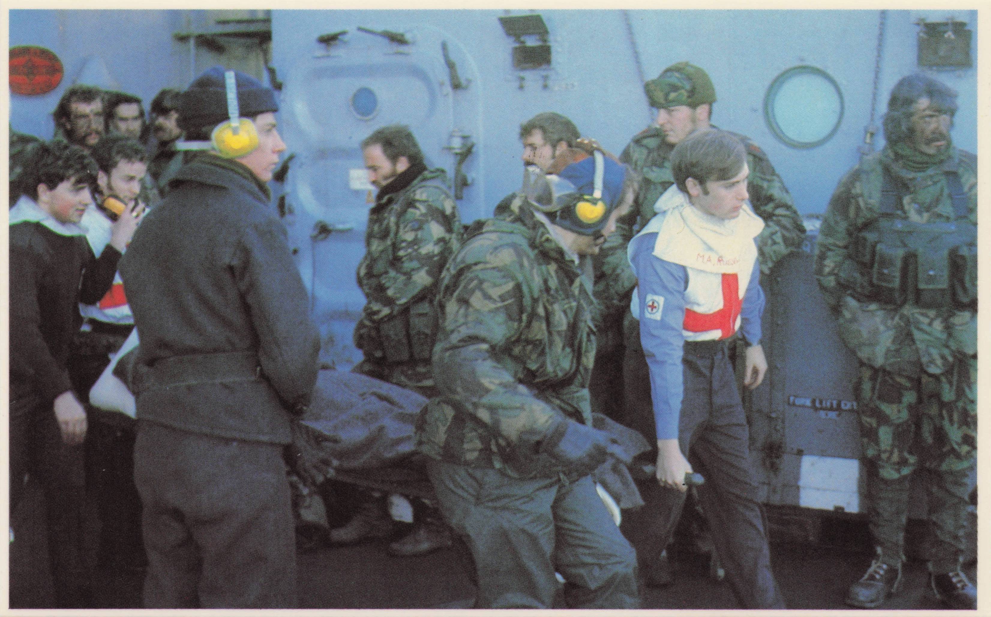 Falklands War Medics Carrying Stretcher At Bluff Cove Military Postcard