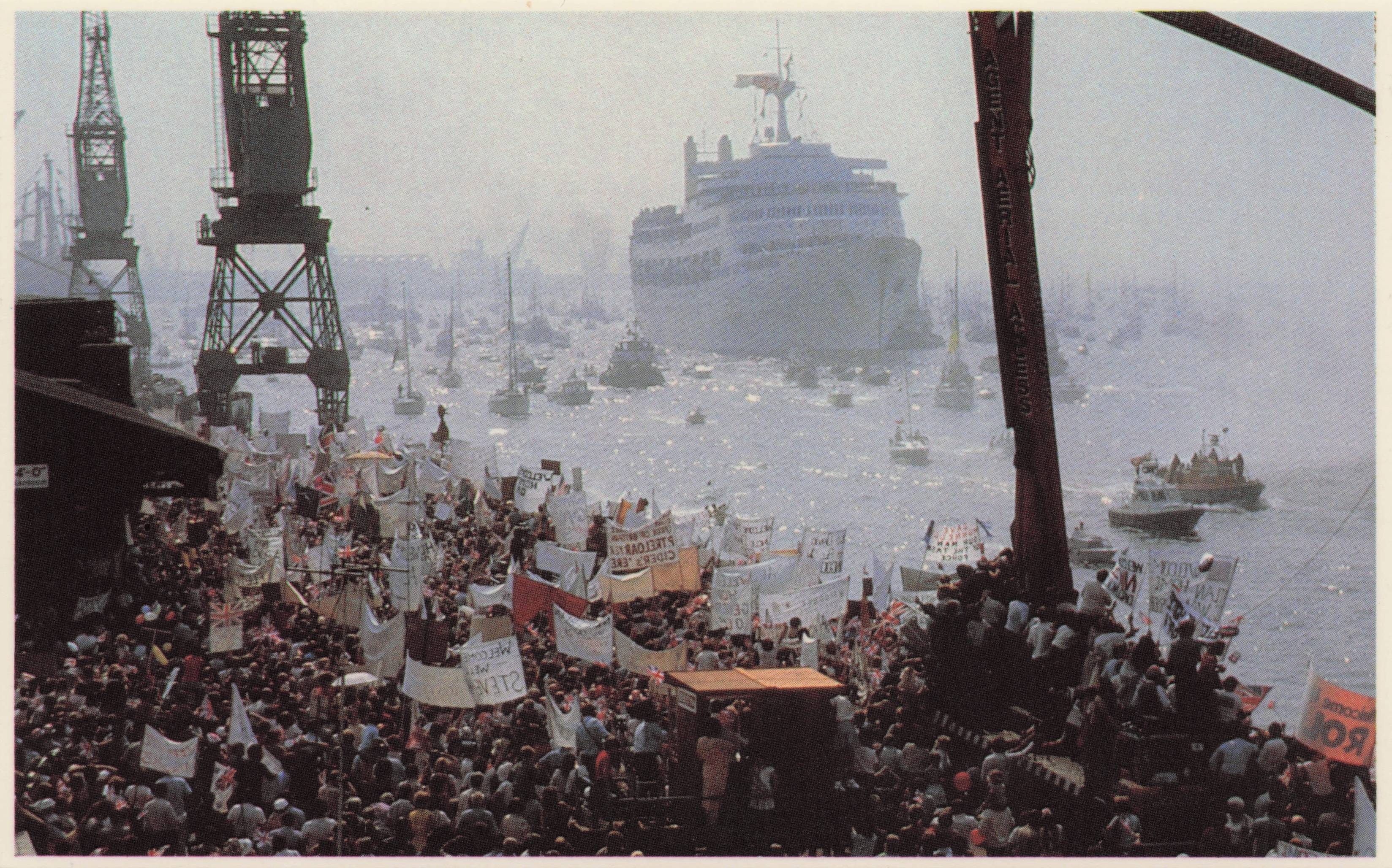 Falklands War Requisitioned Liner SS Canberra Ship Return Military Postcard