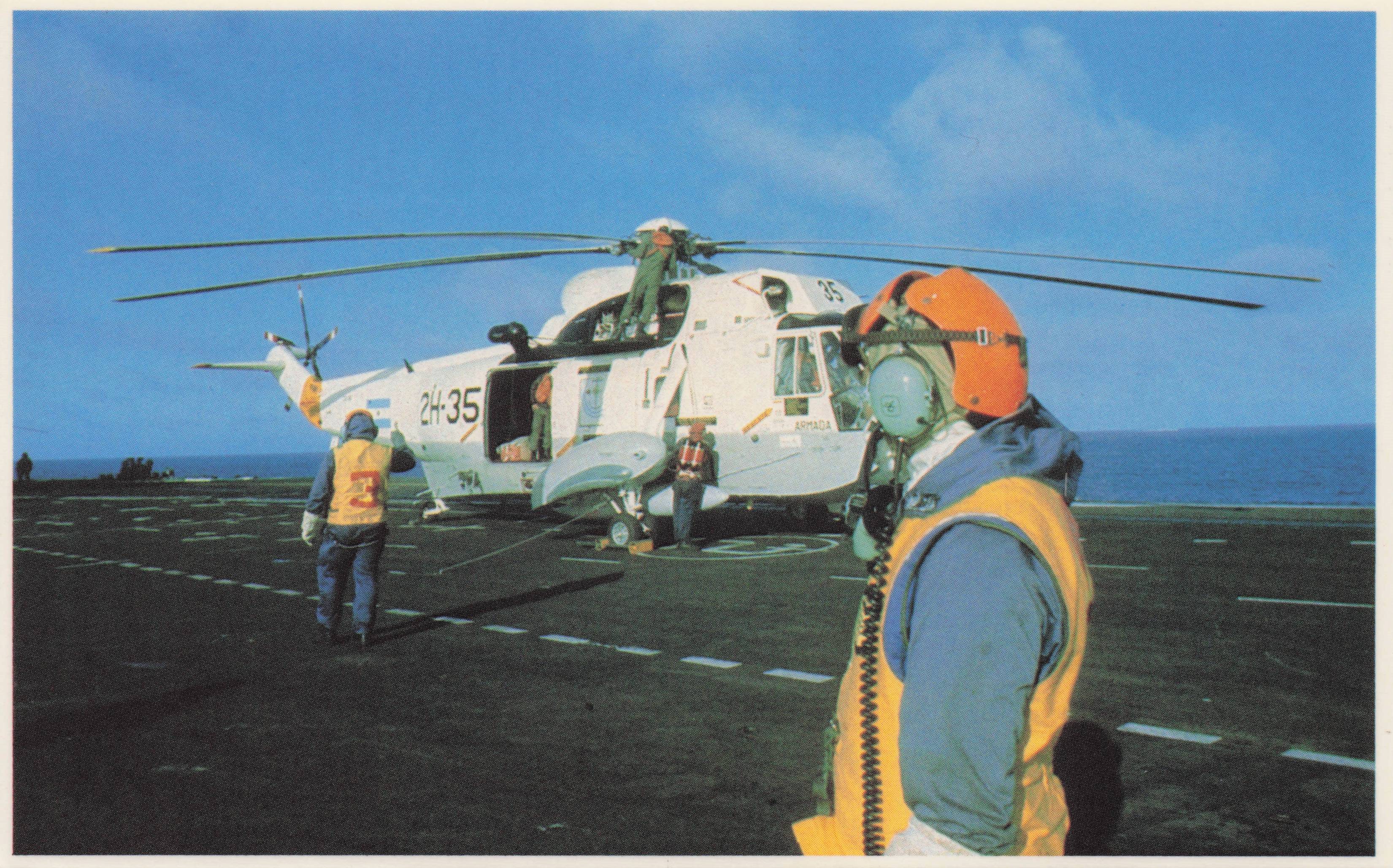 Falklands War Sea King Helicopter Sikorsky Westland Navy Military Postcard