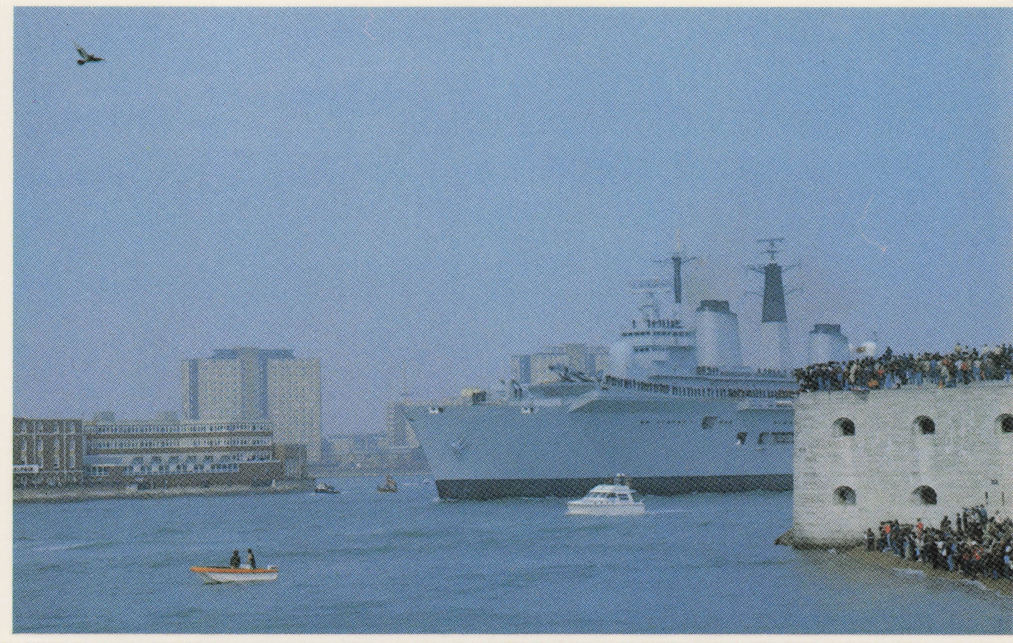 Falklands War HMS Invincible Leaves Portsmouth Fleet Flagship Navy Military Postcard