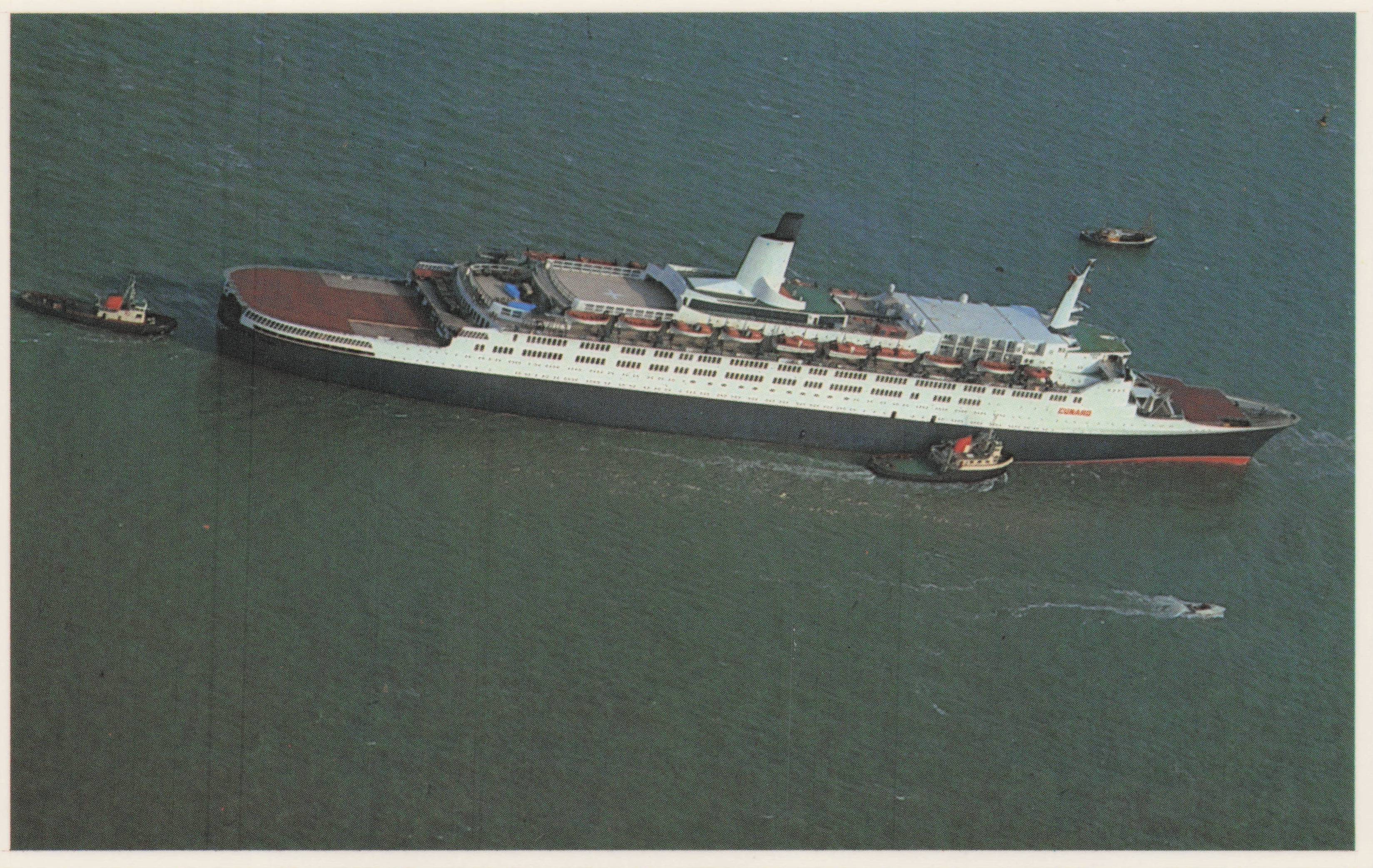 Falklands War QE2 Queen Elizabeth 2 Luxury Liner Fleet Ship Military Postcard