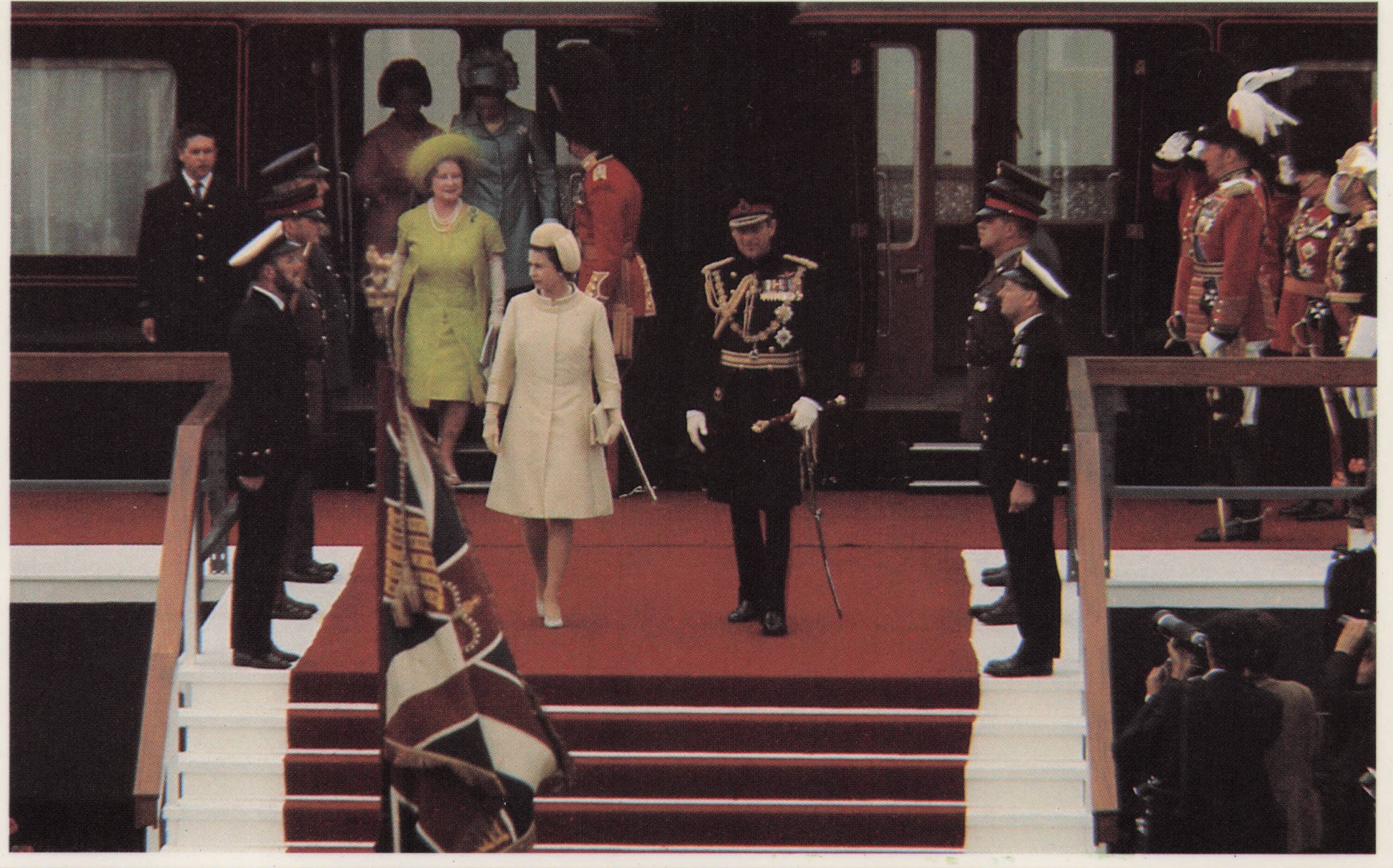 Caernarfon Castle Royal Investiture Arrival 1969 Queen Elizabeth II Rare Postcard
