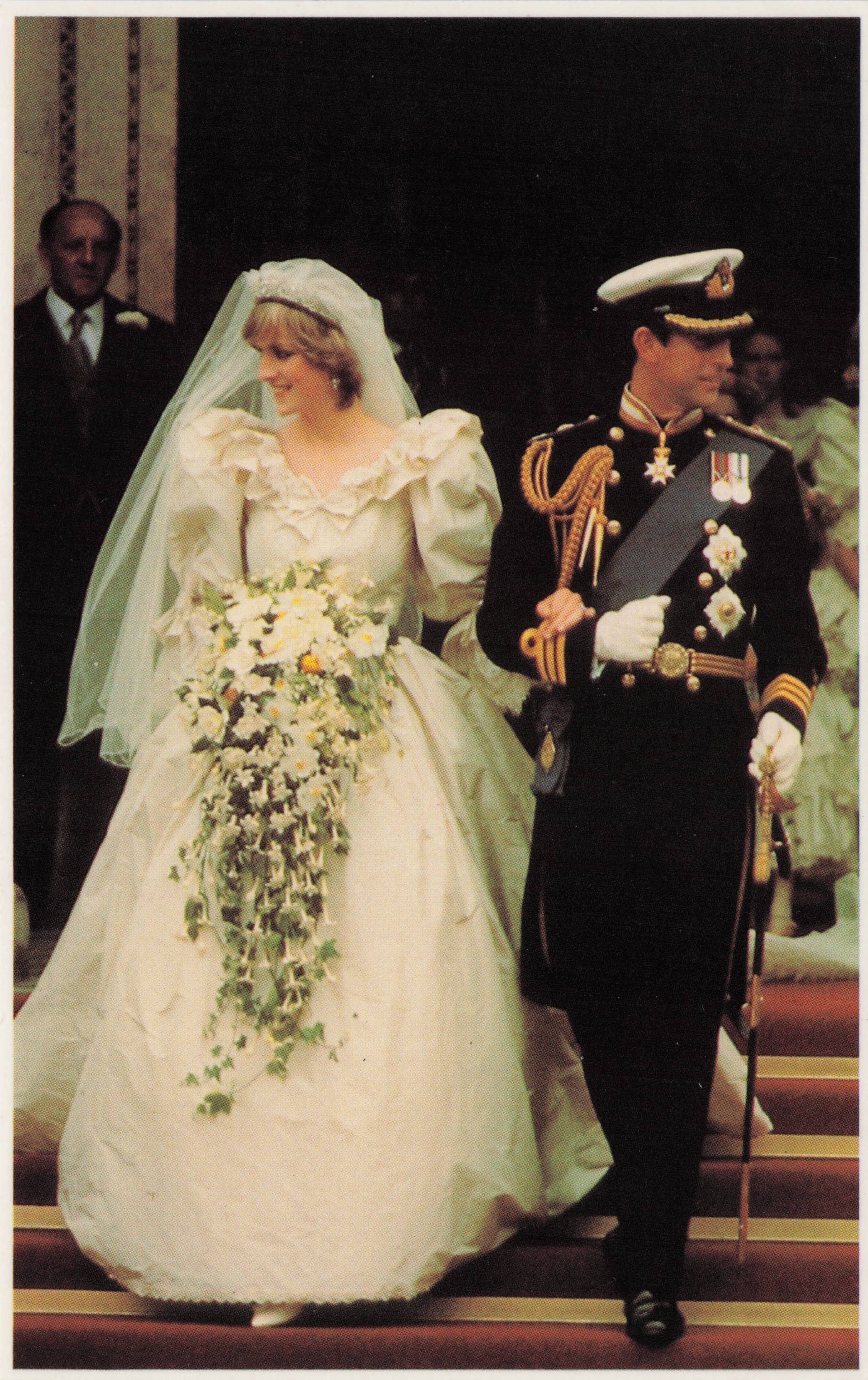 Princess Diana Prince Charles Royal Wedding Church Service Departure Postcard