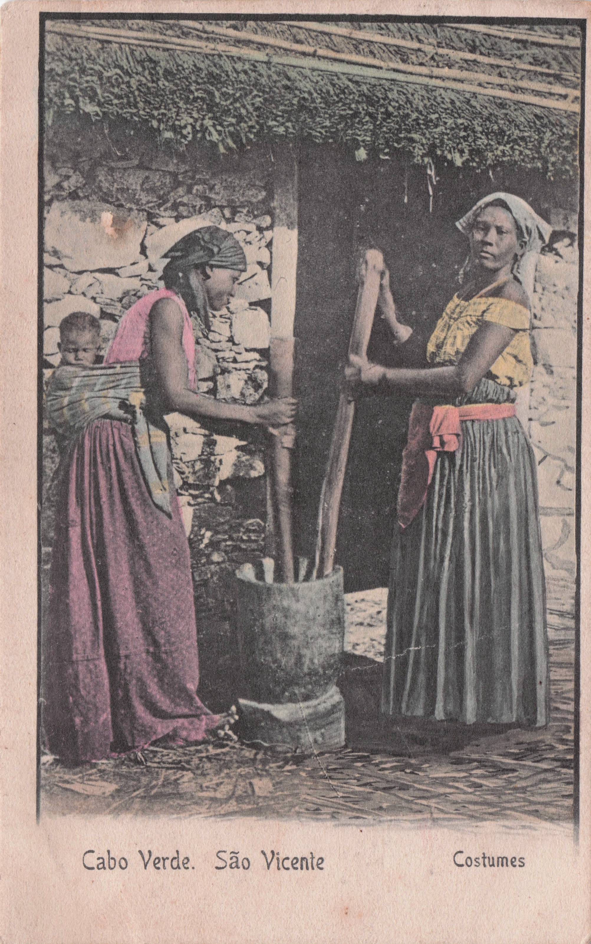 Cabo Verde Costumes Sao Vicente African Broom Cleaning Ladies Old Postcard