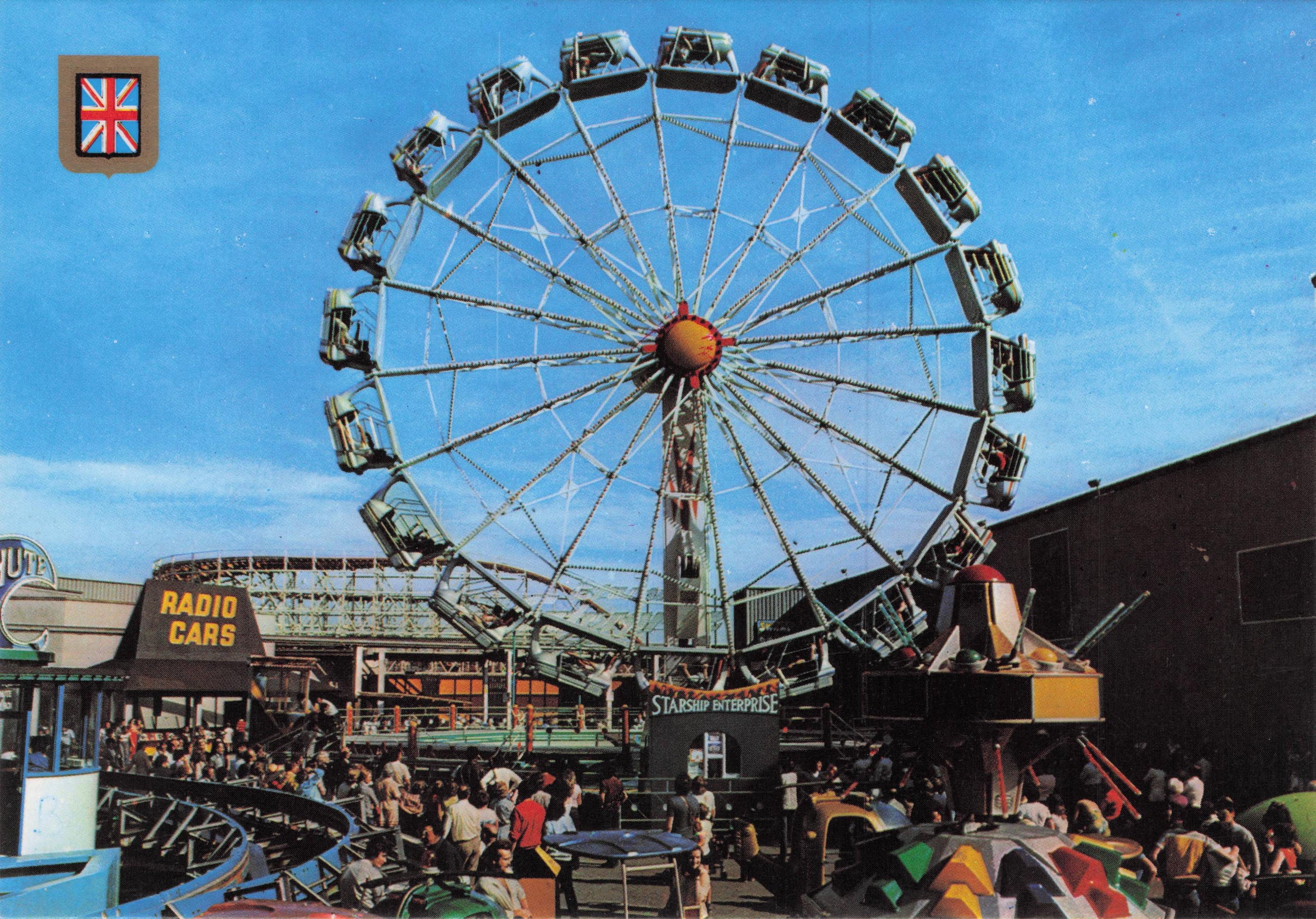 Starship Enterprise Star Trek Big Wheel Dodgems Blackpool Pleasure Beach Postcard