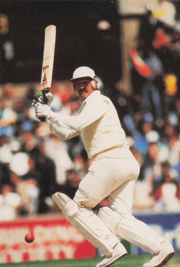 Graham Gooch Essex Cricket Team England International Photo Postcard