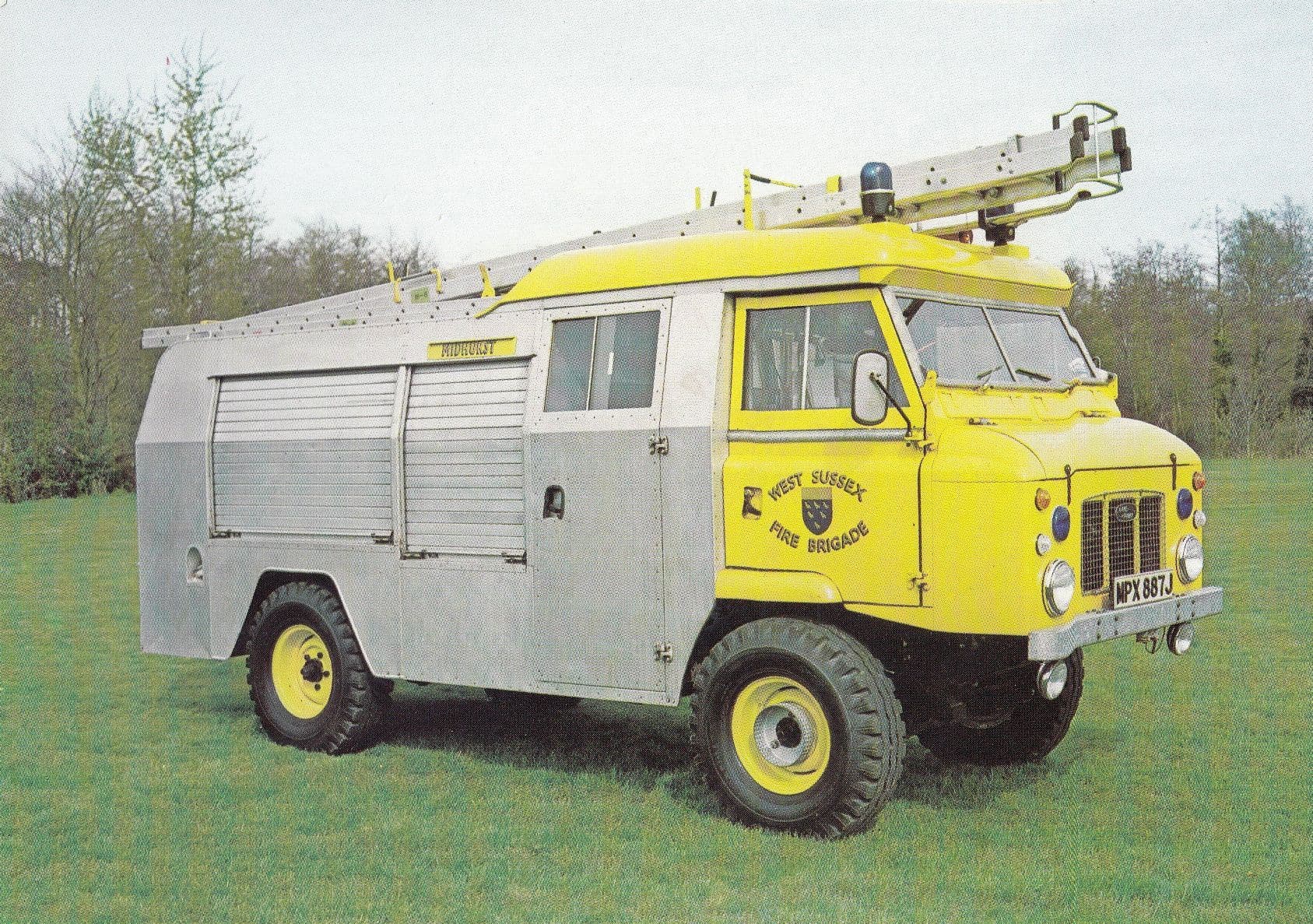 Land Rover Water Tender Sussex Fire Engine Brigade Postcard
