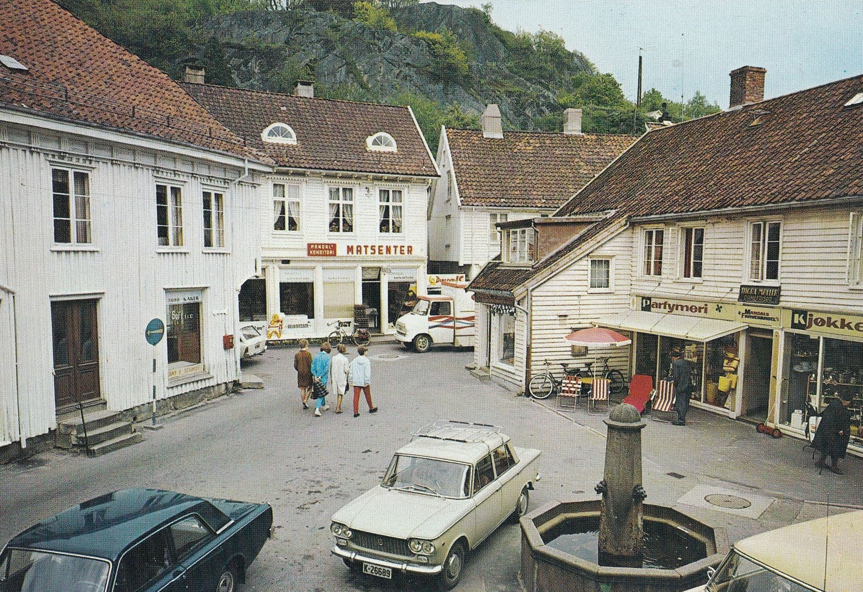 Mandal Norway Matsenter Partymeri Shops Bicycles 1980s Postcard