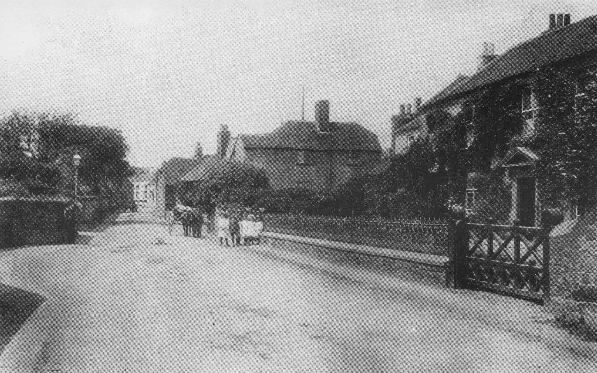 Angel Street Pub Petworth 1908 History Sussex Postcard