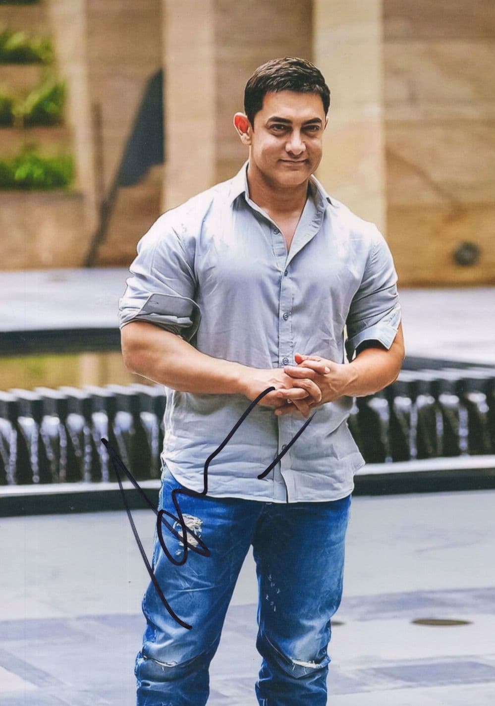 Aamir Khan Bollywood Award Actor Giant 12x8 Hand Signed Photo