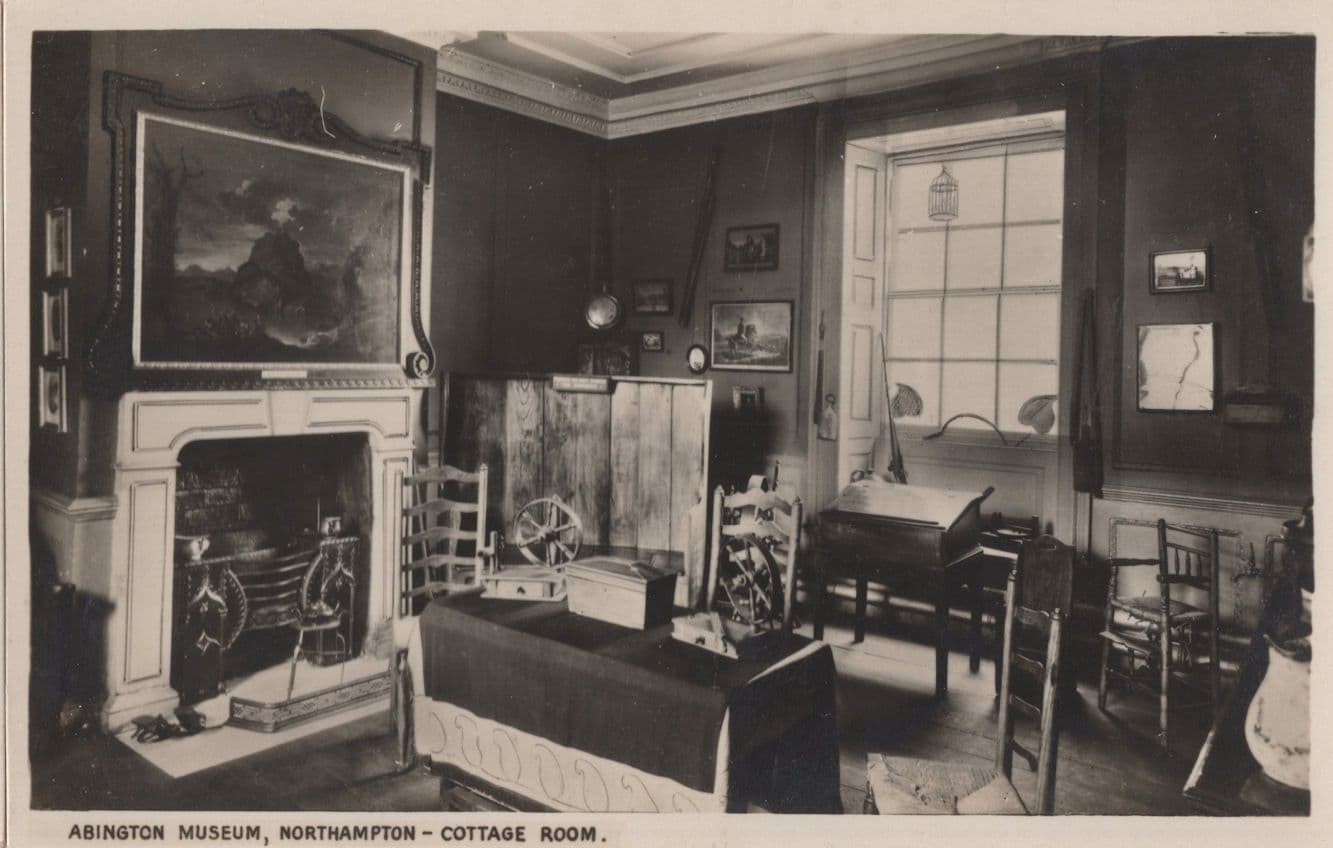 Abington Museum Northampton Cottage Room Sewing Old Pottery Postcard