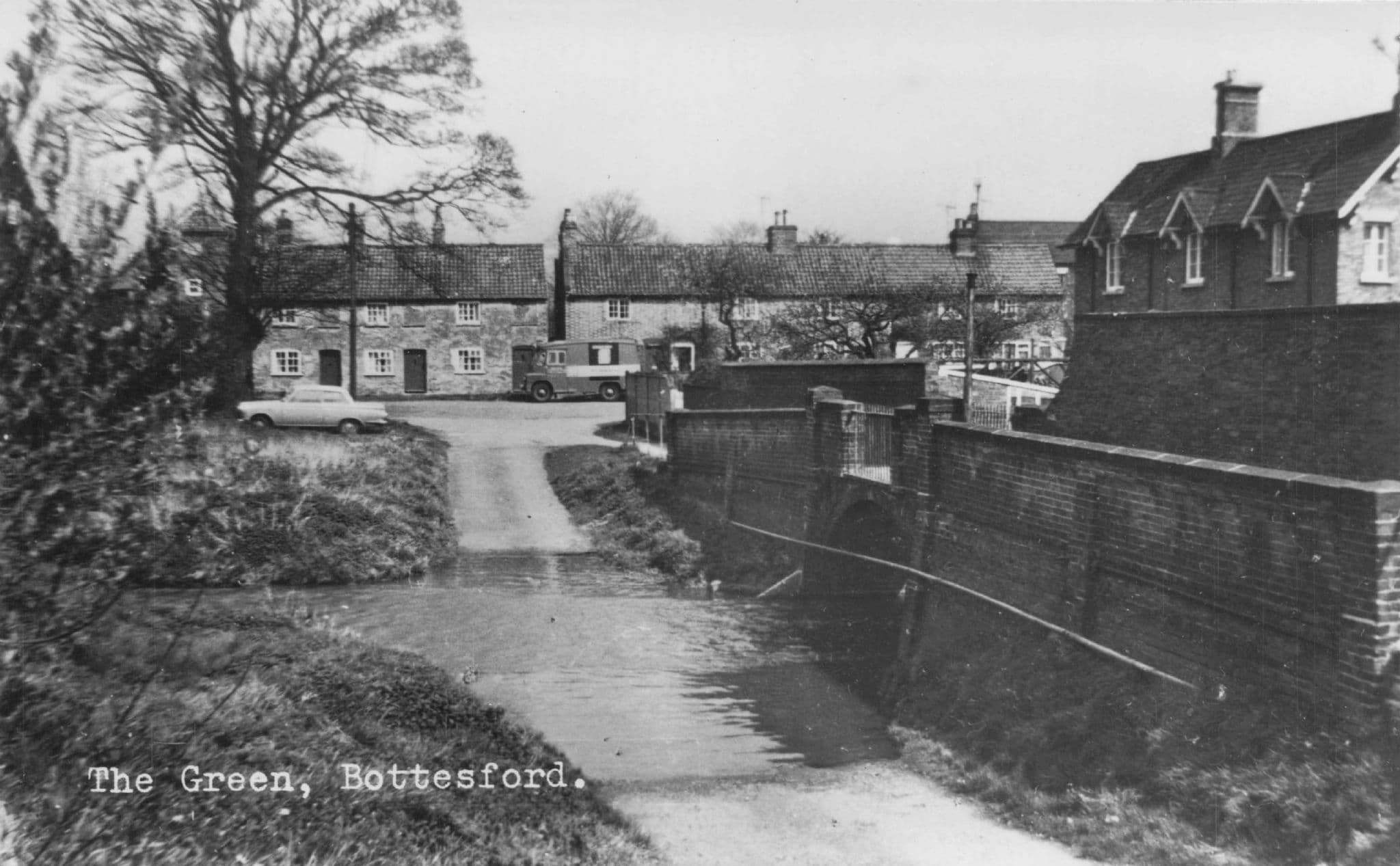 Advertising Van At Bottesford Green Leicester Old RPC Postcard