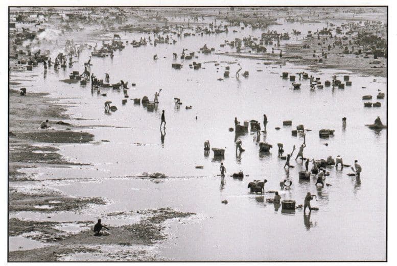 Ahmedabad Gujurat India Washing Clothes River Workers Photo Postcard