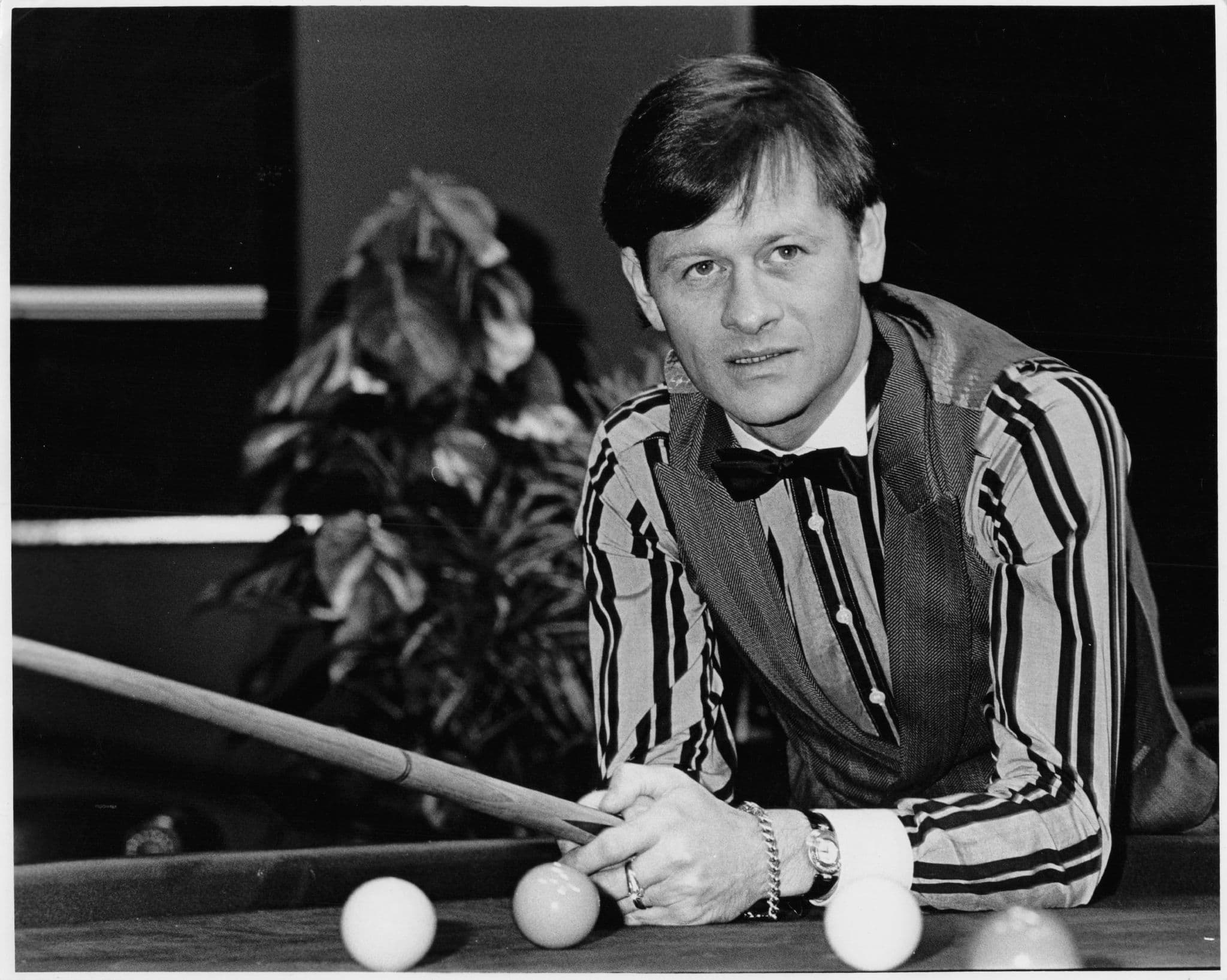 Alex Higgins Snooker 10x8 Vintage Dublin Ireland Press Photo