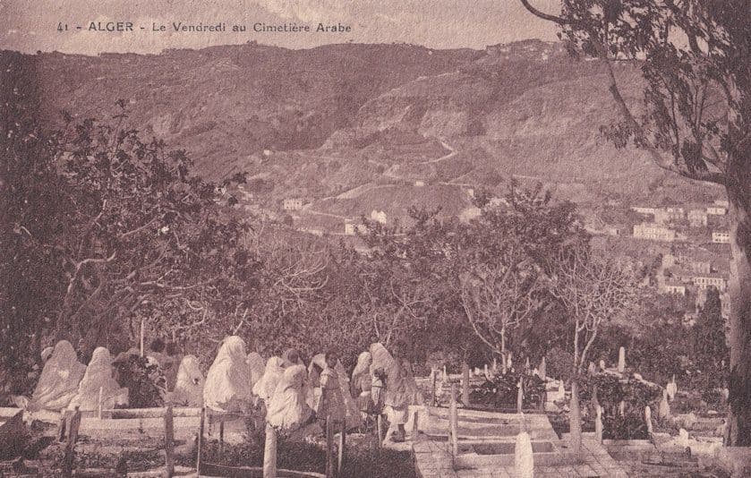 Algeria Alger Visite Au Cimetiere Arabe Le Vendredi Postcard