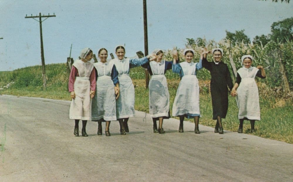 Amish Maidens Looking For Love USA Women 1970s Postcard