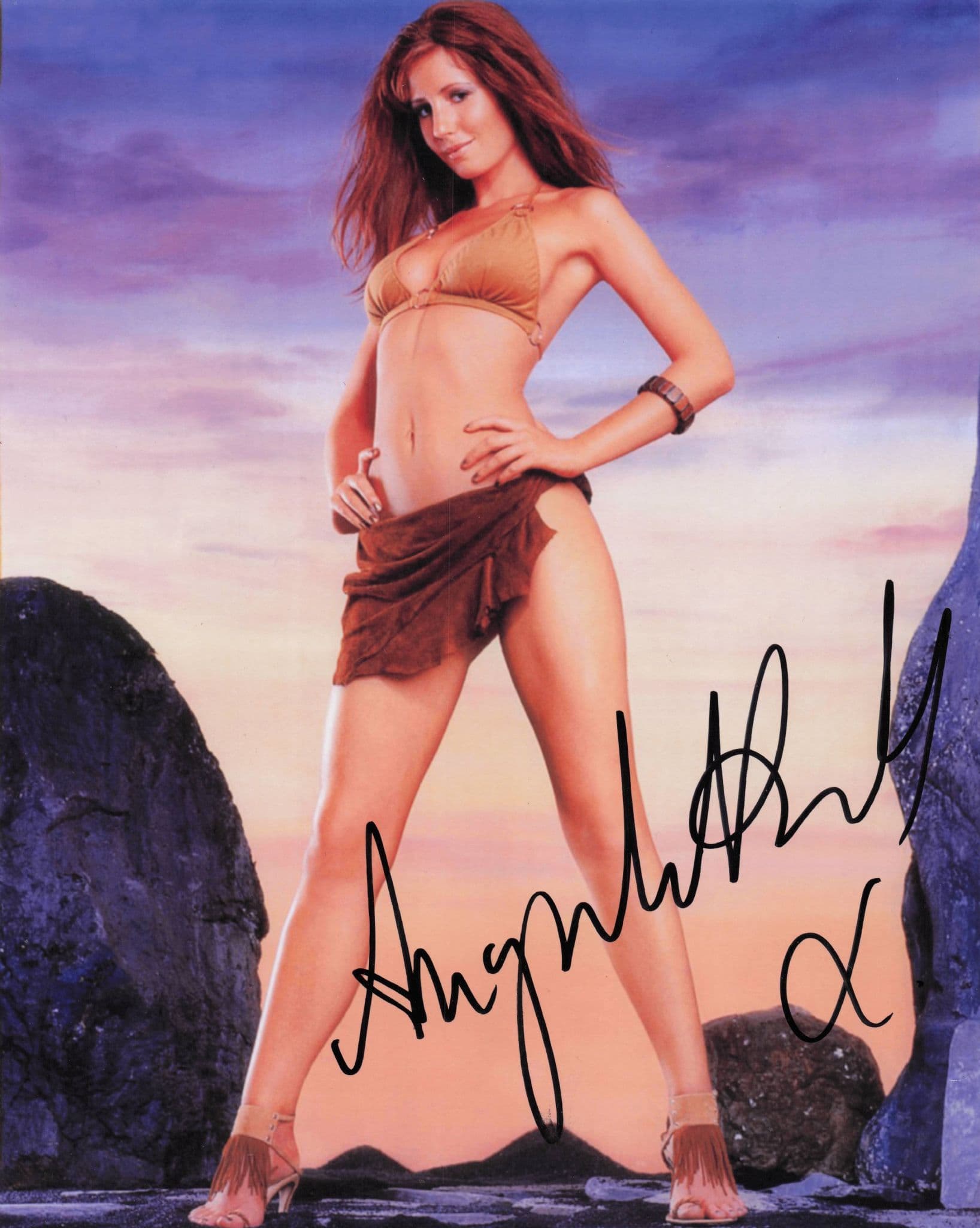 Amy Nuttall Emmerdale SEXY Large 10x8 Hand Signed Photo