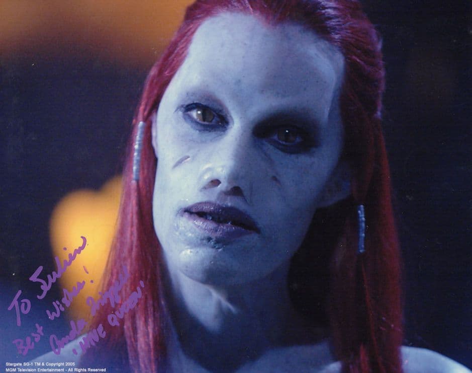 Andee Frizzell The Wraith Queen in Stargate Atlantis 10x8 Hand Signed Photo