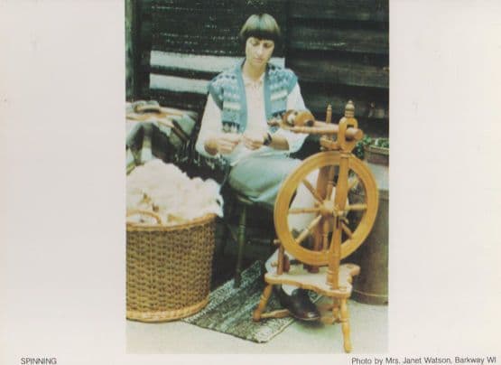 Barkway Spinning Wheel Sewing Crafts Antique Machine Hertfordshire