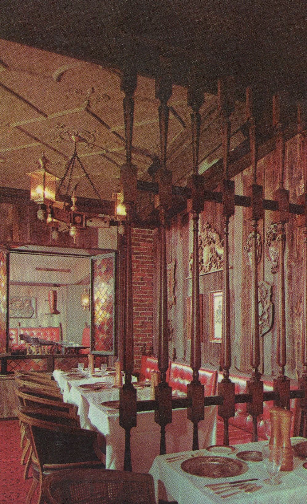 Beef N Bird Restaurant Hotel Kenmore Boston Massachusetts USA Postcard