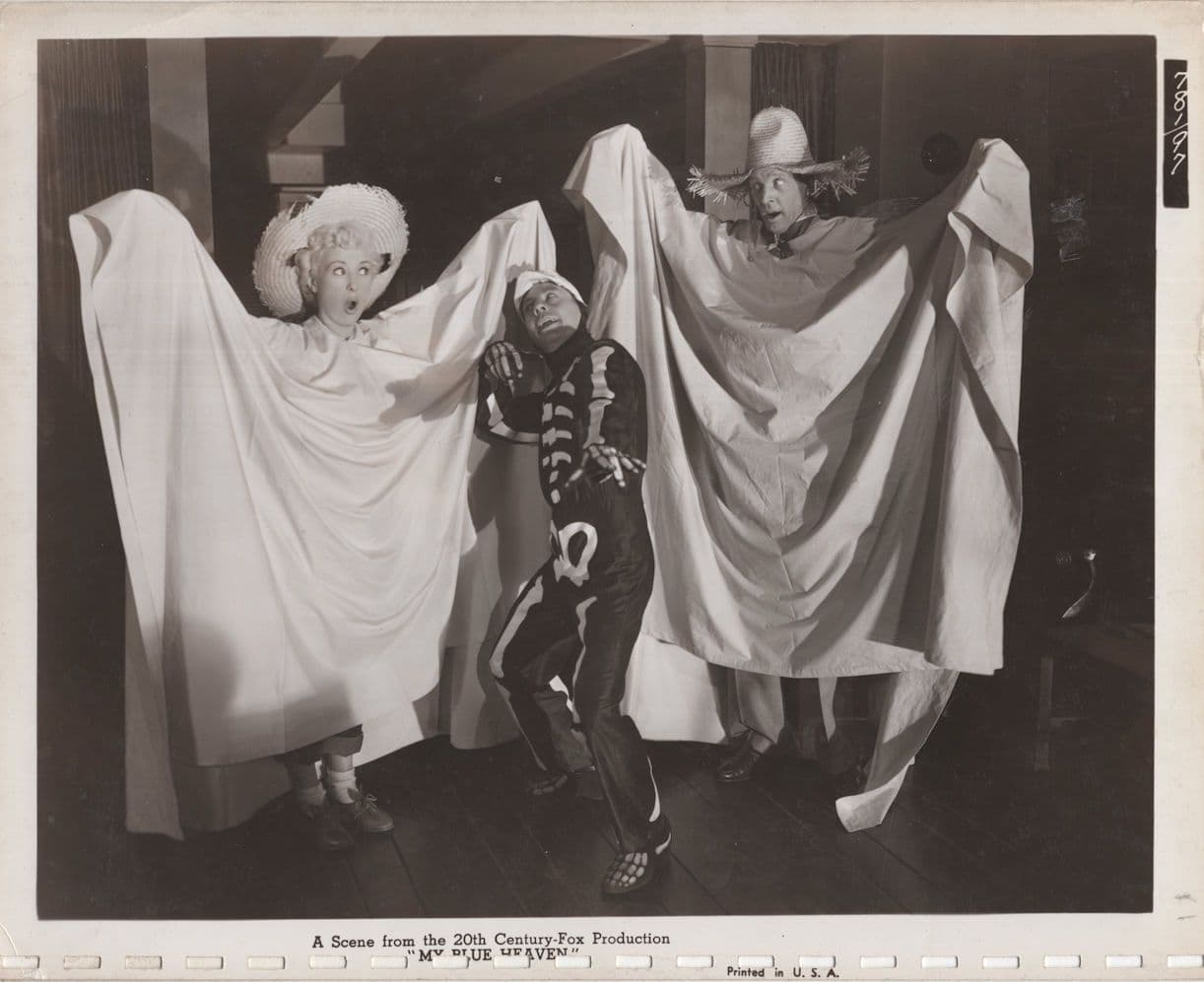 Betty Grable as Ghost My Blue Heaven Monochrome 10x8 Plastic Old Photo