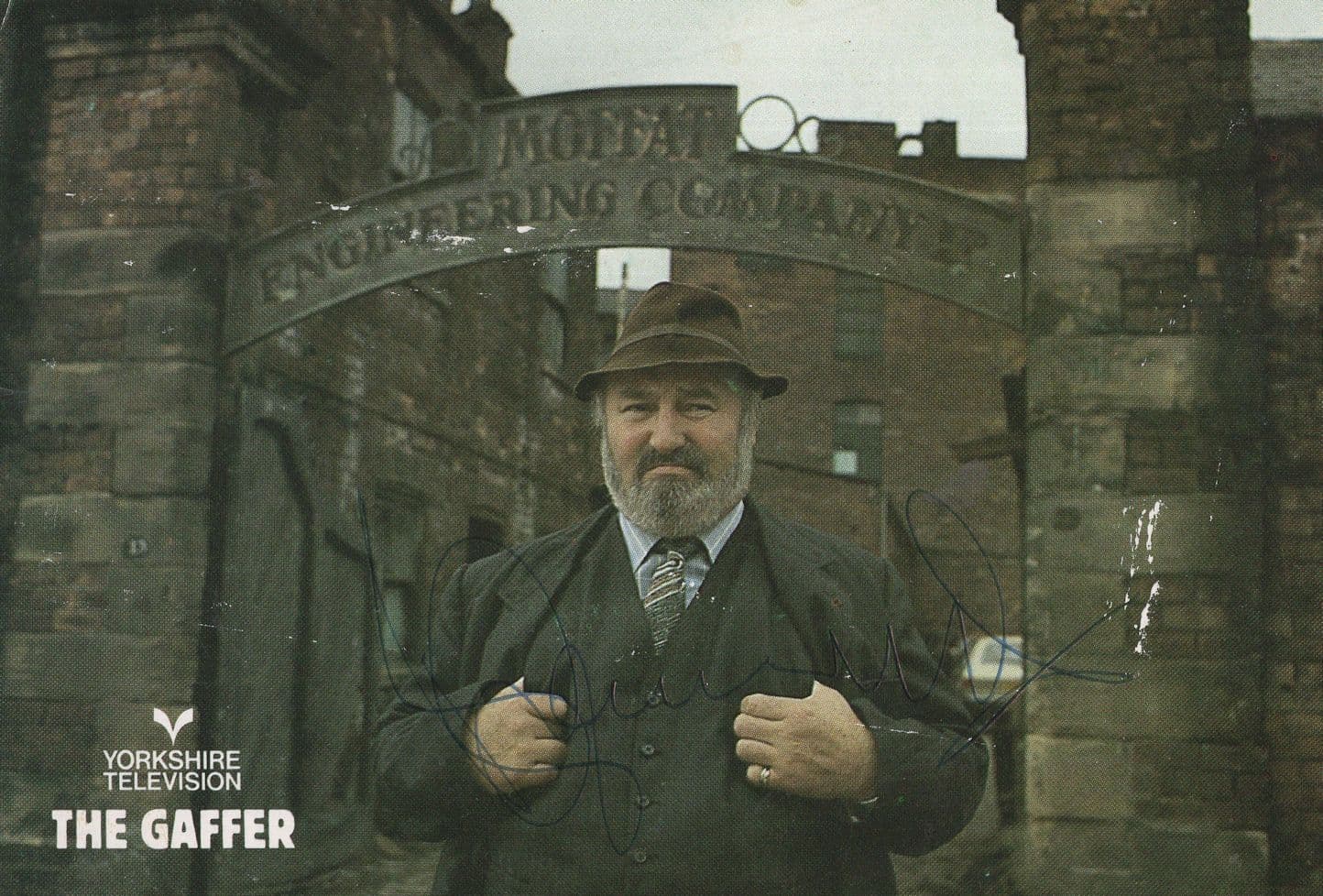 Bill Maynard The Gaffer Yorkshire ITV Show Hand Signed Cast Photo