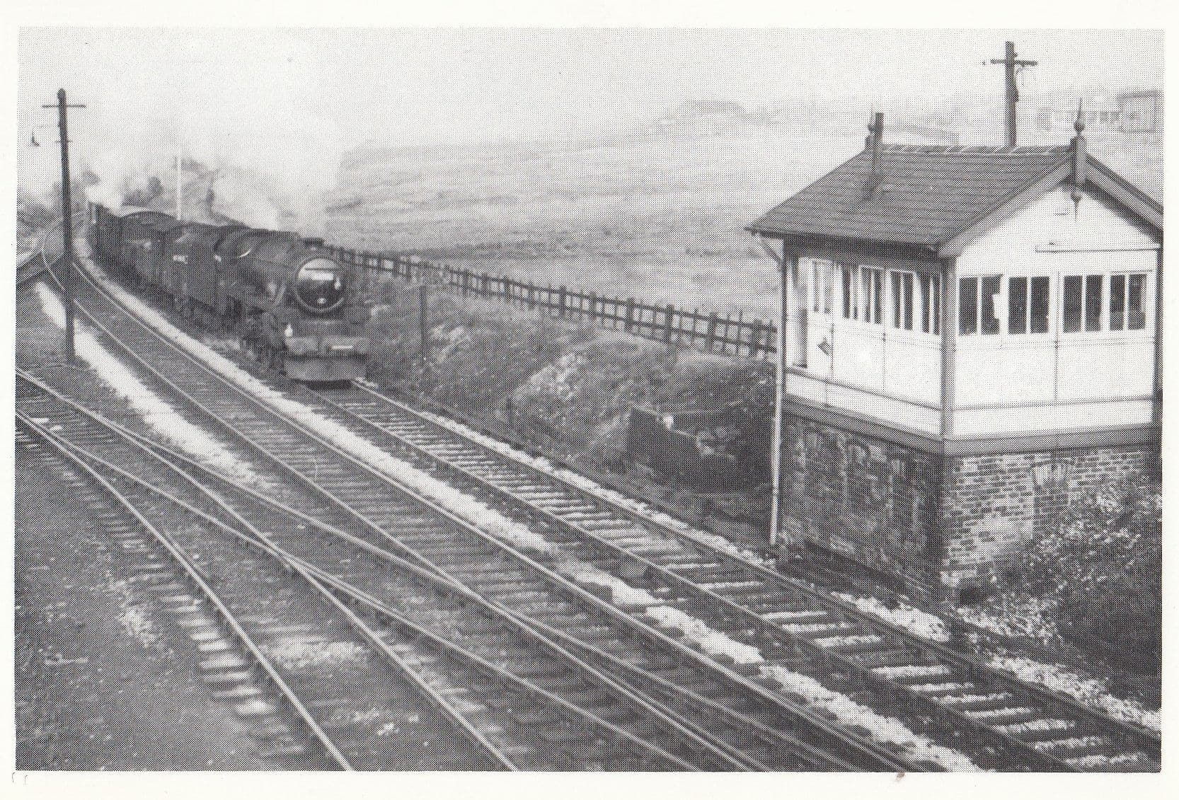 Blackburn Railway Station in 1965 44883 Lower Darwin Train Postcard