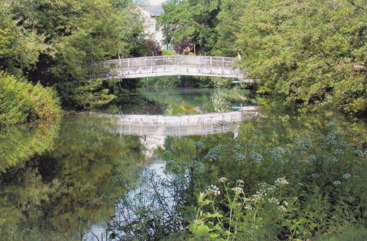 Bridge at Monkton Park Chippenham Postcard
