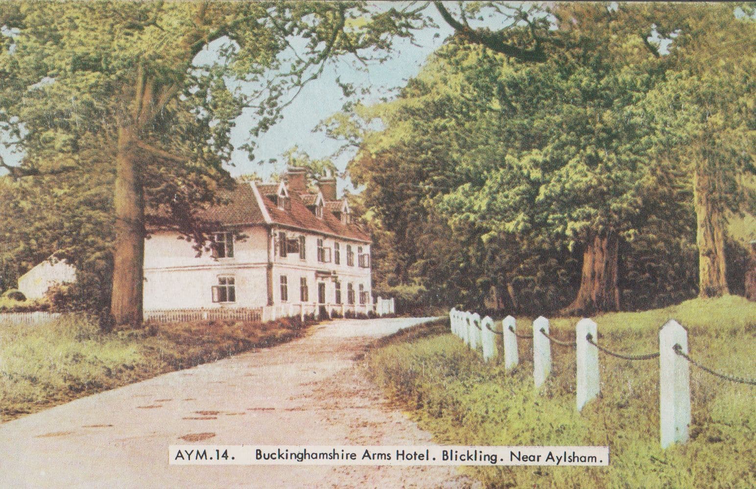 Buckinghamshire Arms Hotel Blicking Aylsham Postcard