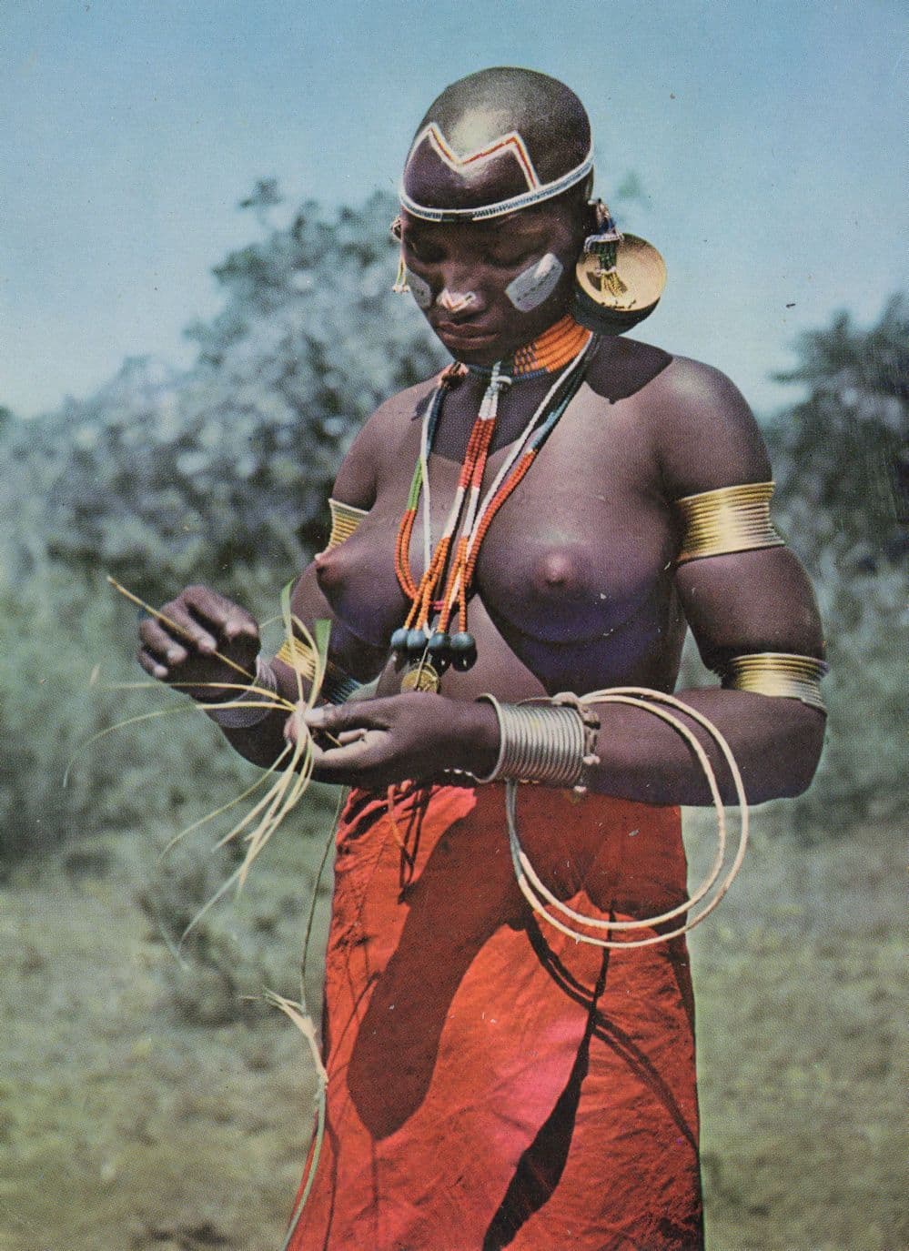 Bukuris Girl Plaiting Hoops For Bead Collars African Rare Postcard