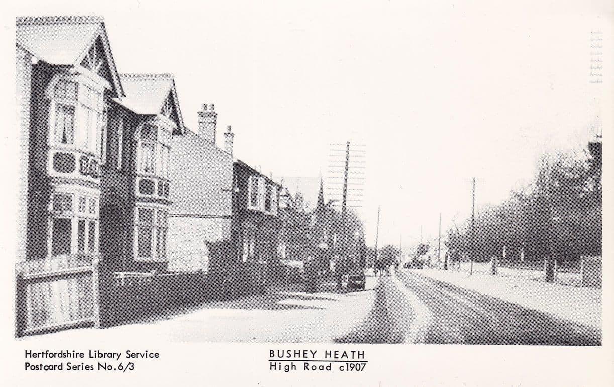 Bushey Heath High Road in 1907 Hertfordshire Ltd Postcard
