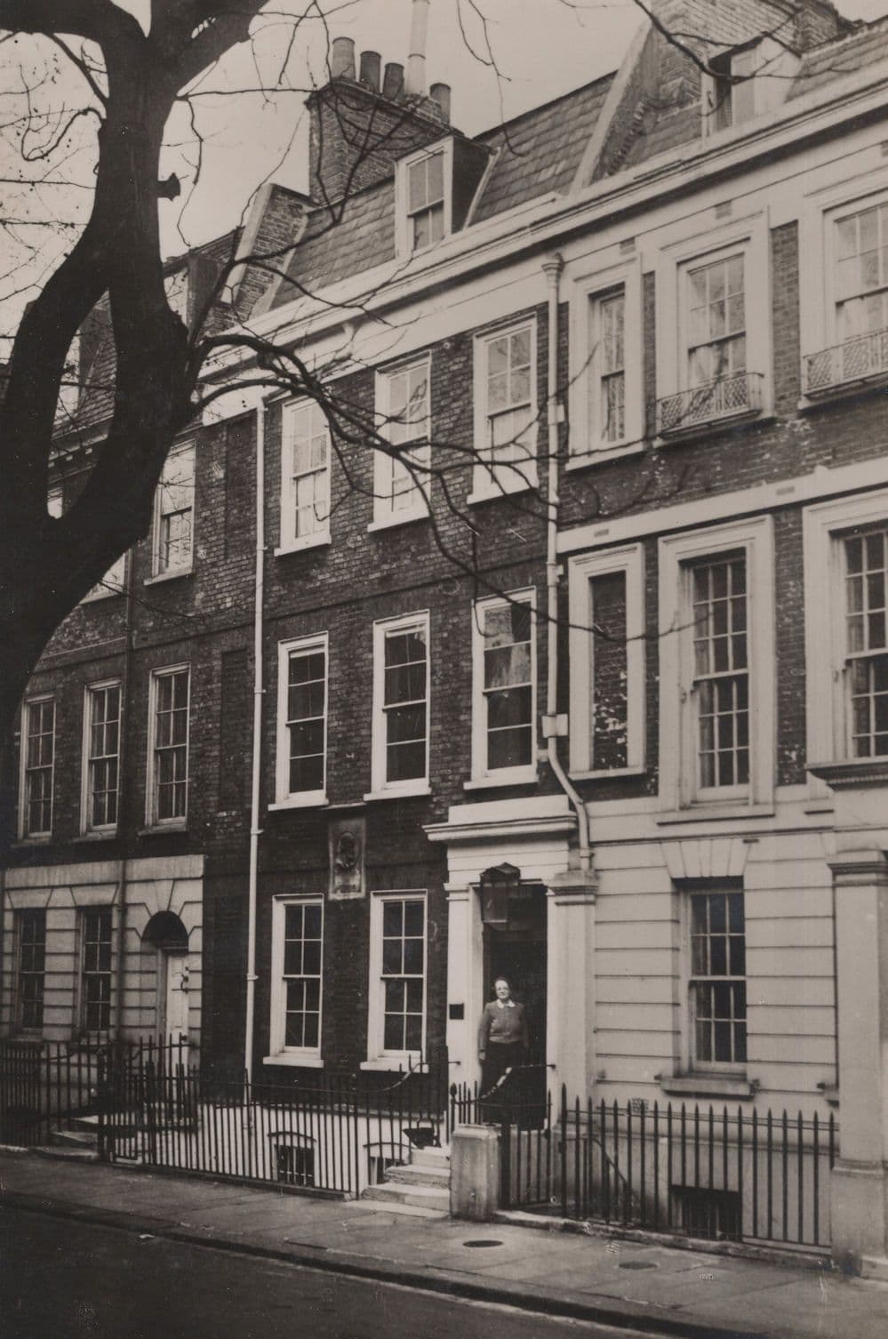 Carlyle's House 24 Cheyne Row Chelsea Society Postcard