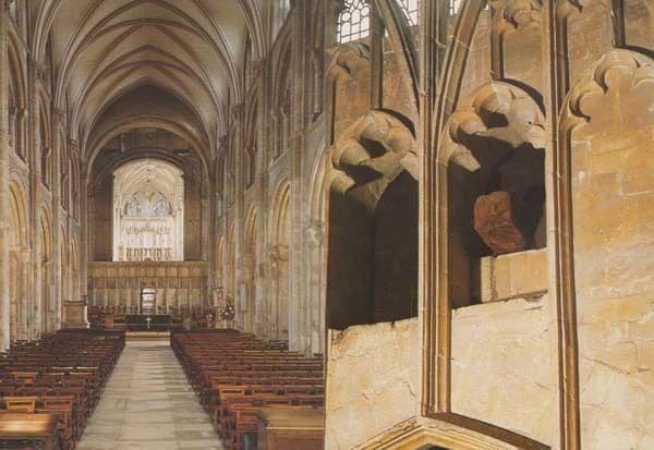 Christchurch Priory Dorset The Miraculous Beam Nave 2x Postcard Bundle