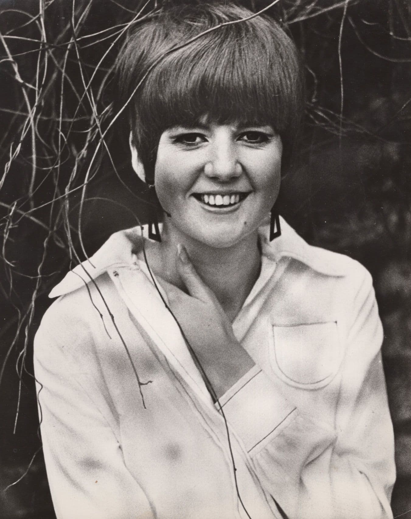 Cilla Black In Woodland 1970s Model Shoot Vintage Media Photo
