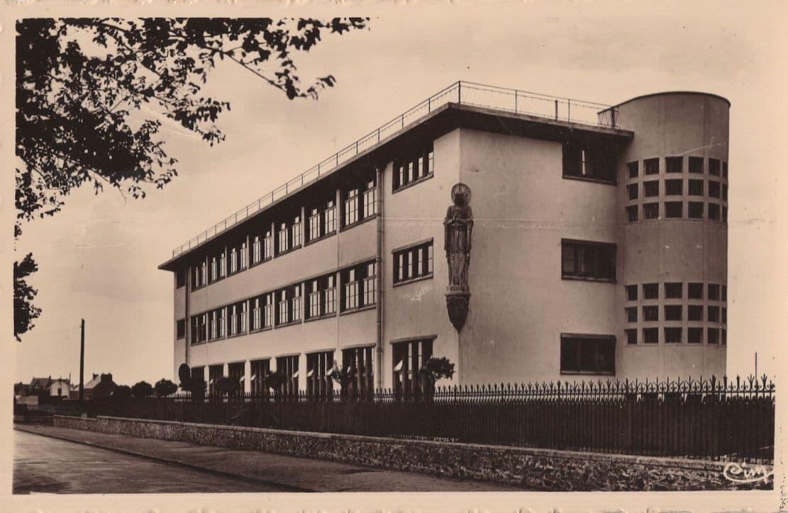 College Saint Louis Nazaire Boulevard Du President Wilson French Postcard