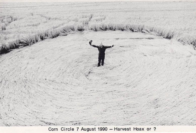 Corn Circle Basingstoke Hampshire 1990 Harvest Hoax Postcard