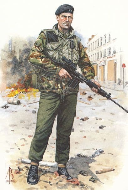 Corporal Prince Of Wales Yorkshire Regiment 1977 Irish Uniform Postcard