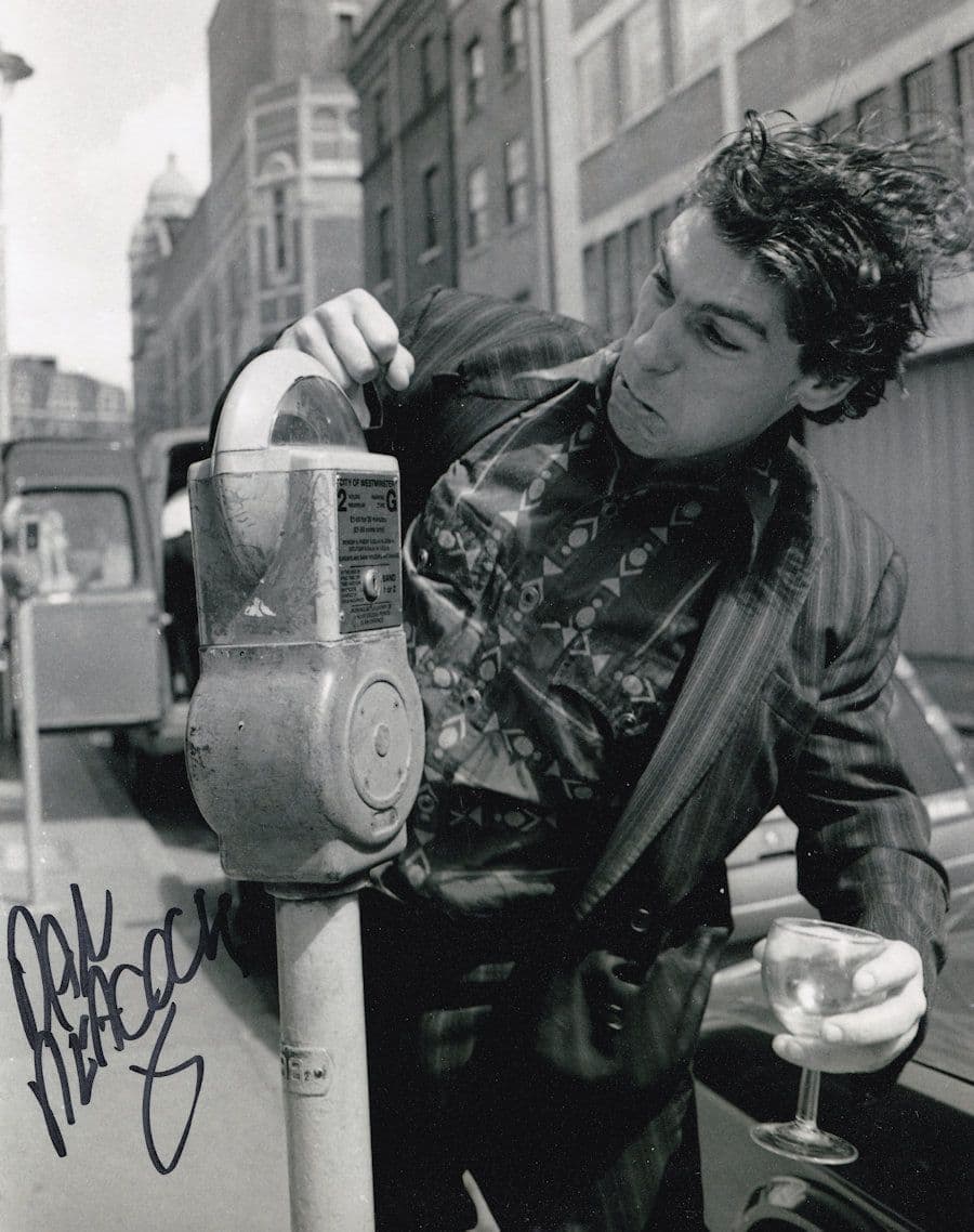 Daniel Peacock of Robin Hood Giant Comedy 10x8 Hand Signed Photo