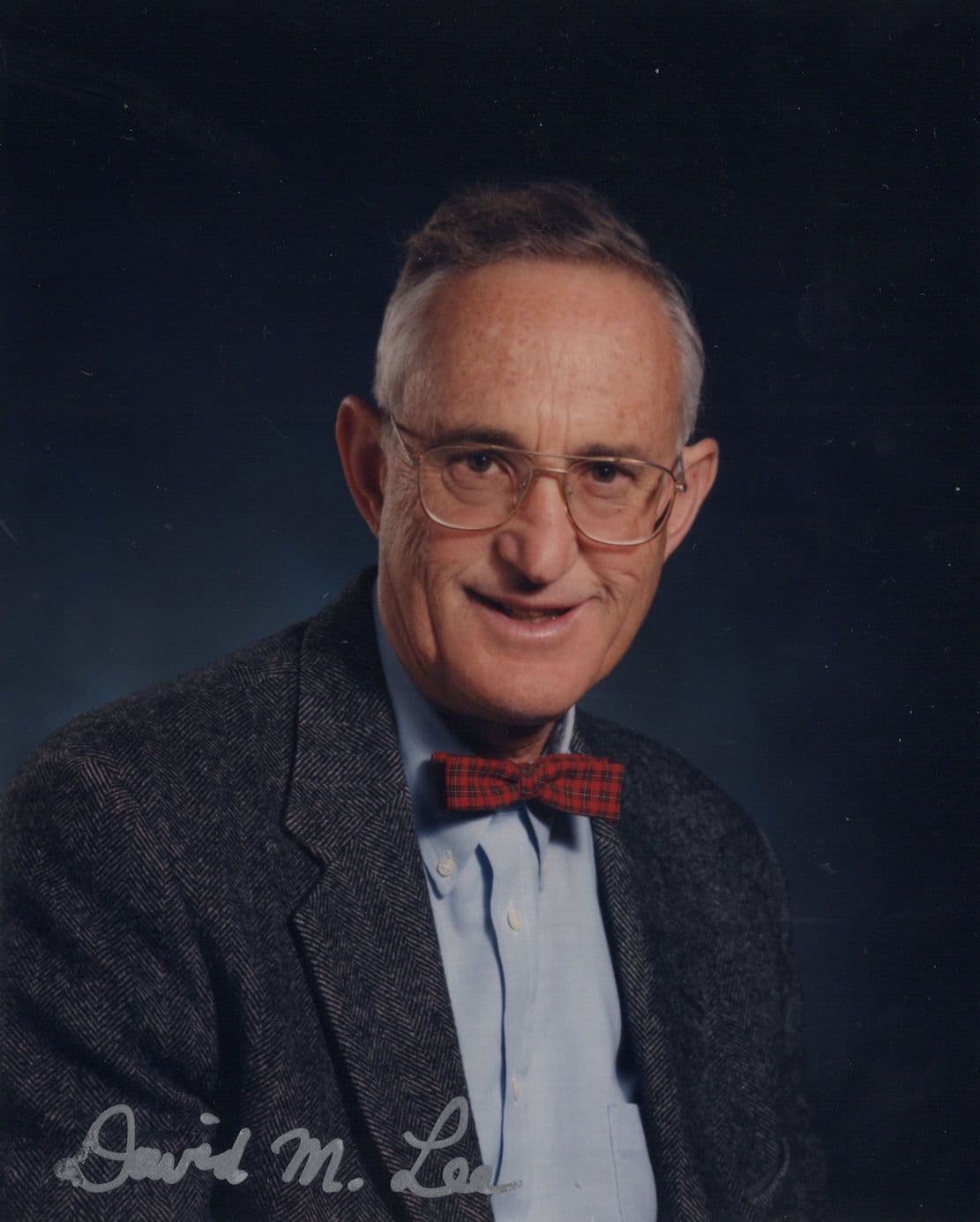 David Lee USA Nobel Prize Physicist Hand Signed Photo & COA ENV