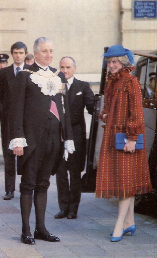 Diana at Guildhall Luncheon Royal Wedding Announcement Postcard