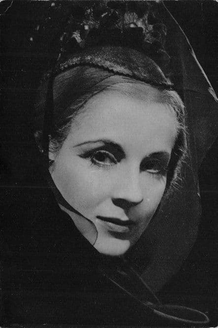 Diane Wynward as Hermoine Shakespeare Play Old Postcard
