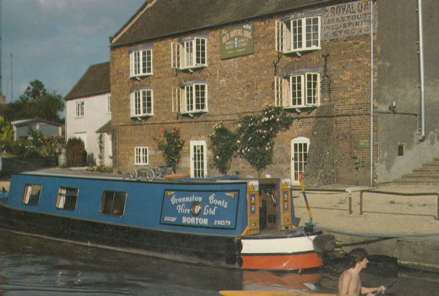 Drinks Break at Hillmorton North Oxford Canal Boat Postcard