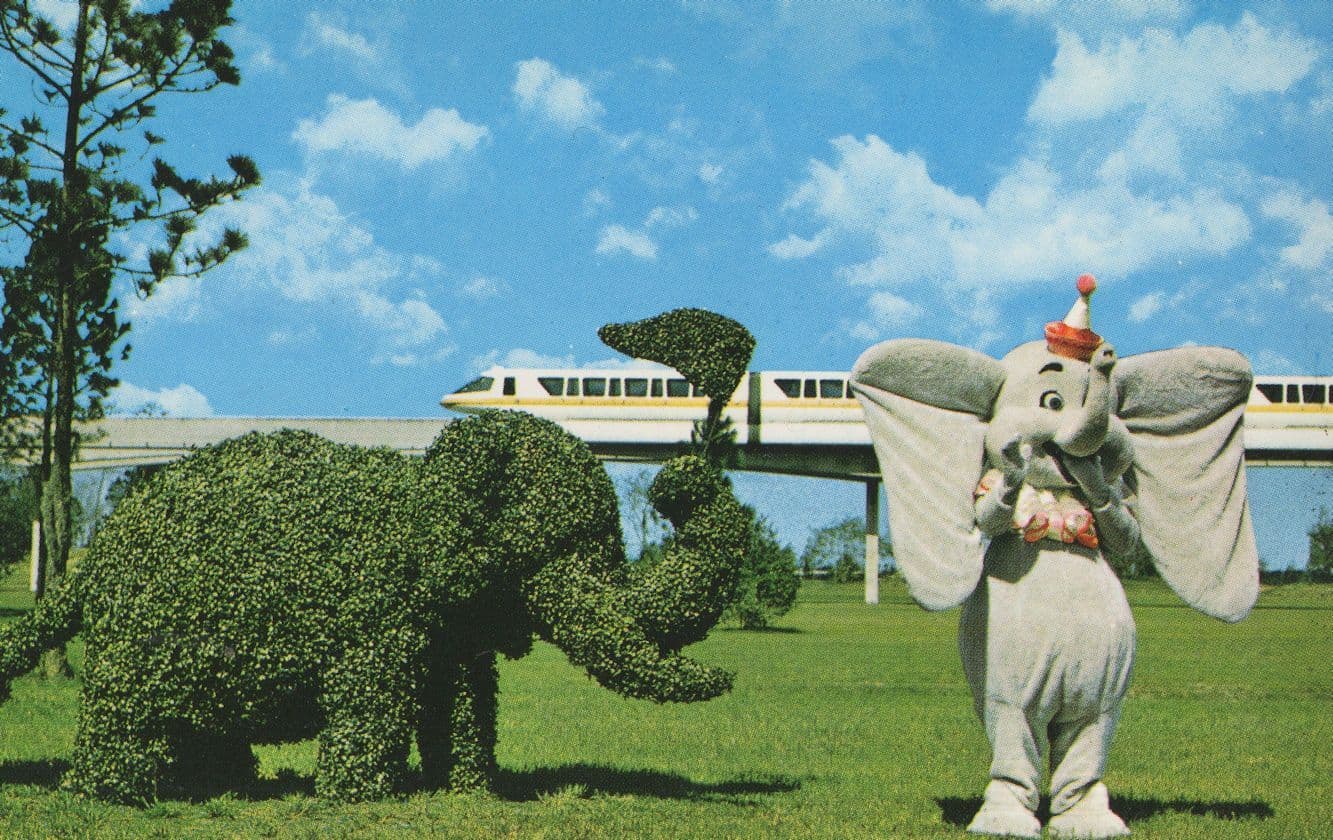 Dumbo Strolling Hedge Topiary Lane Walt Disney Train World Florida Postcard